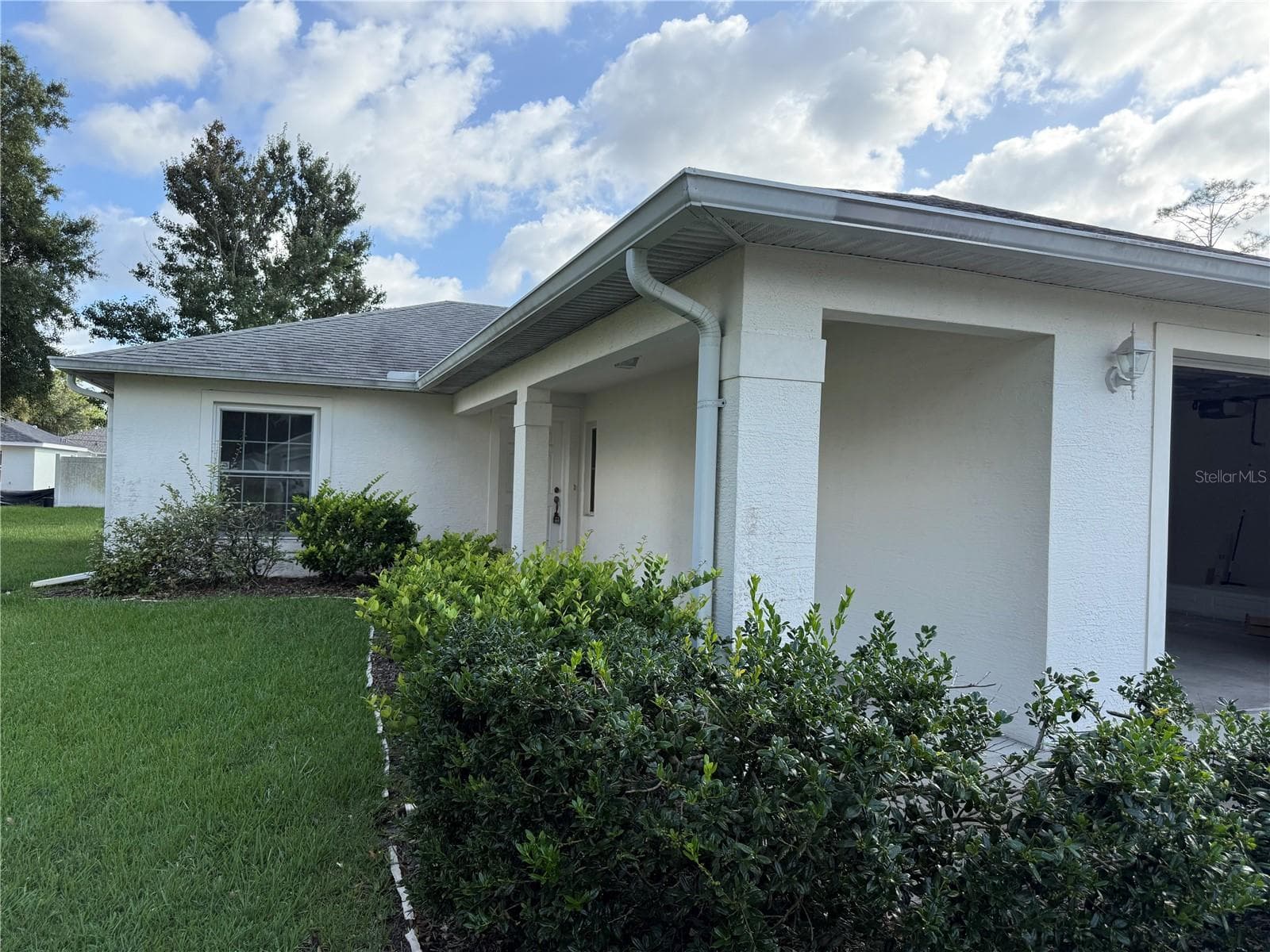Single Family Residence at 32 RAELAND LN, PALM COAST, photo 7 of 24