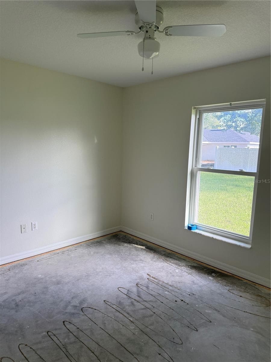Single Family Residence at 32 RAELAND LN, PALM COAST, photo 15 of 24
