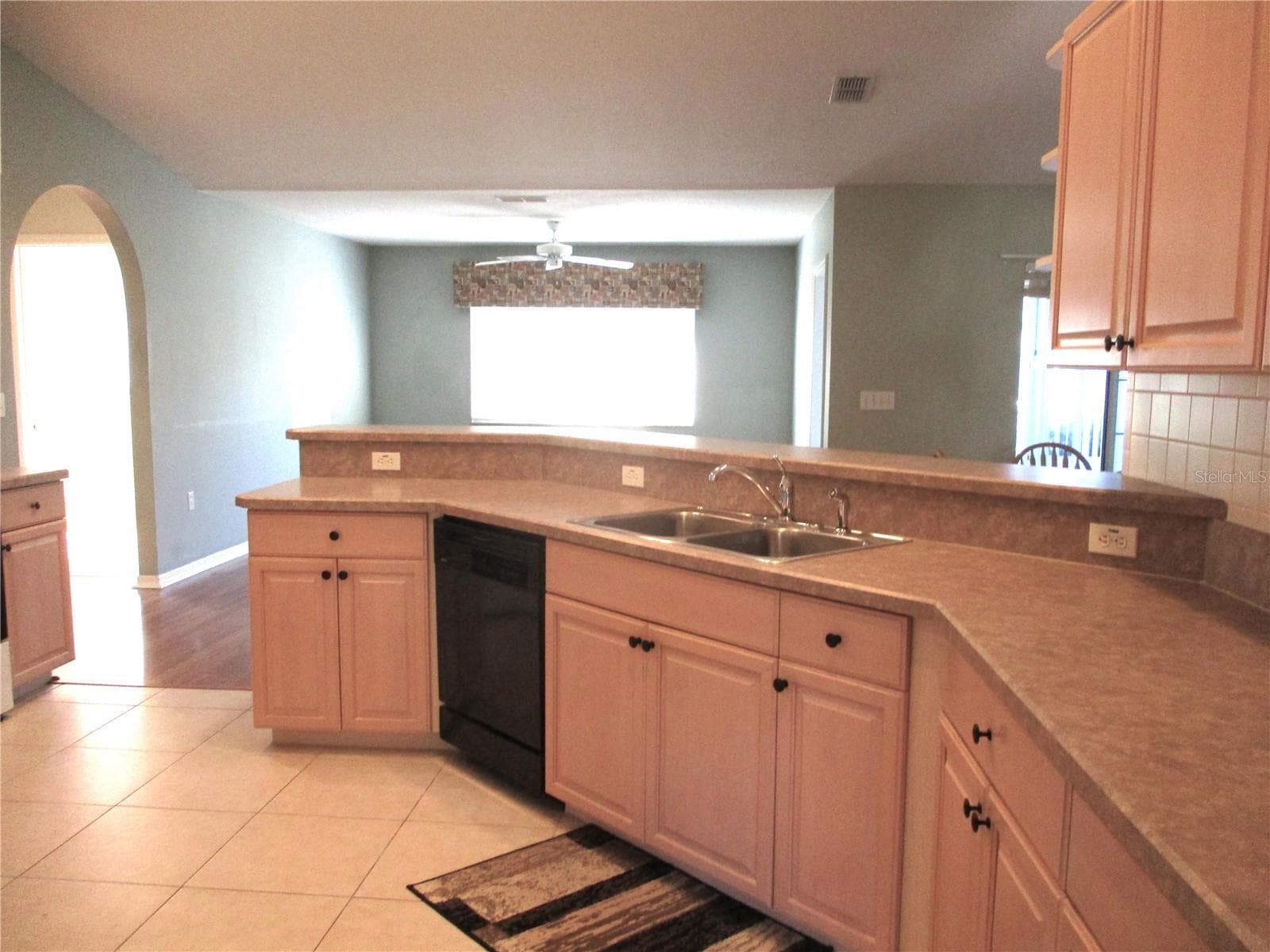 Single Family Residence at 11584 SW 139TH ST, DUNNELLON, photo 11 of 79
