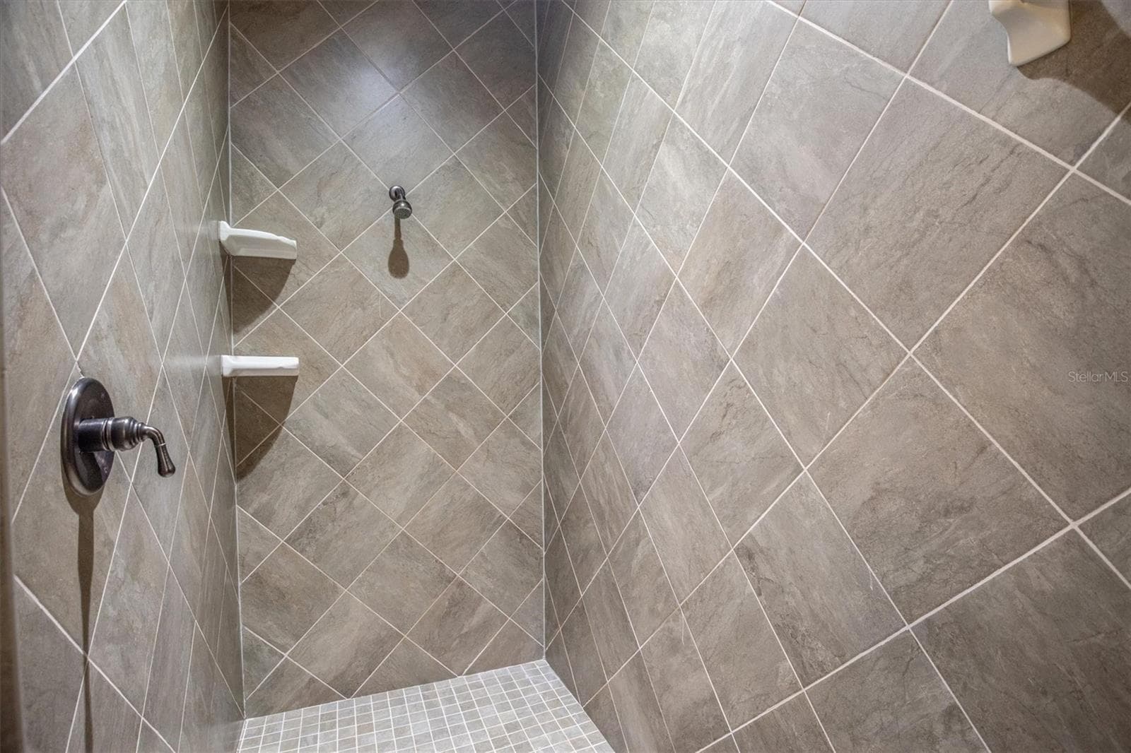 Primary Bath - 5210 SHADY OAK DR S, LAKELAND