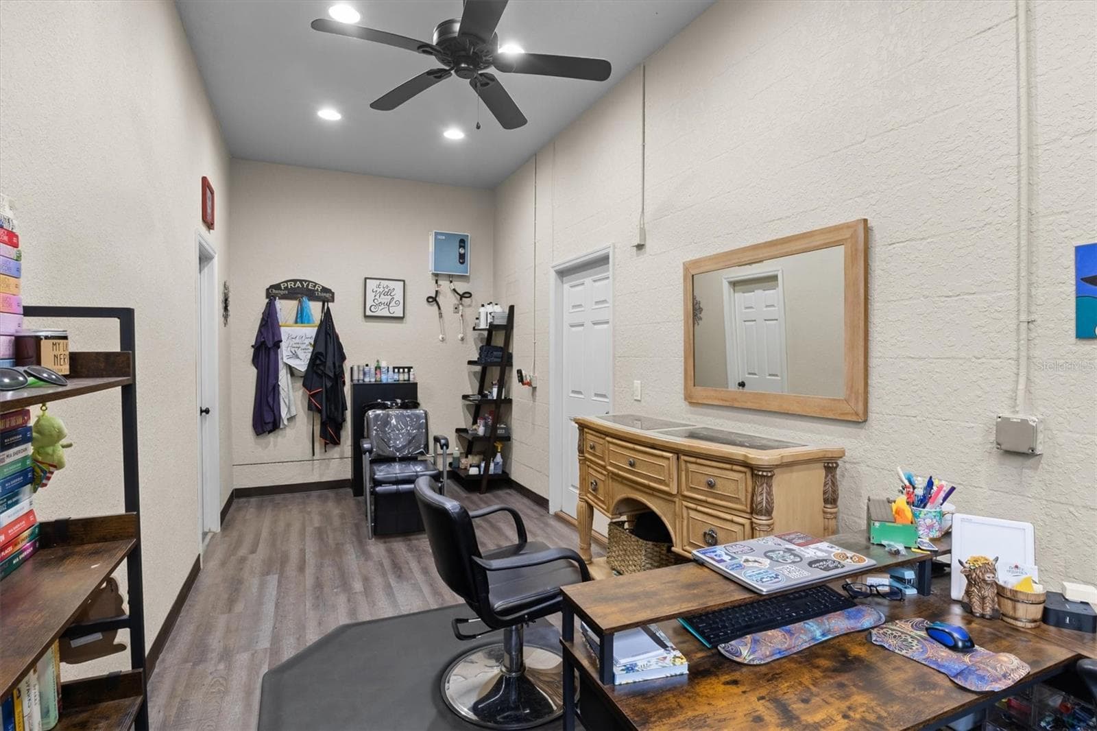 Bonus in Garage - 5210 SHADY OAK DR S, LAKELAND