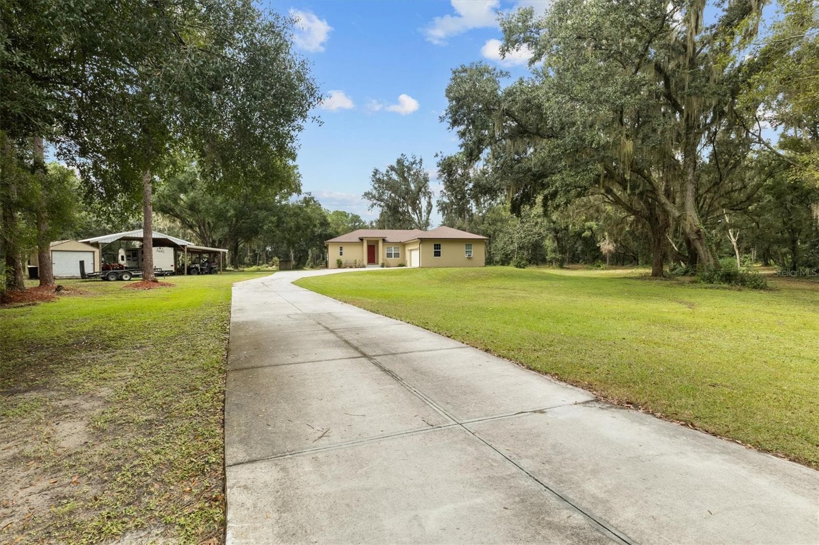 Drive - 5210 SHADY OAK DR S, LAKELAND