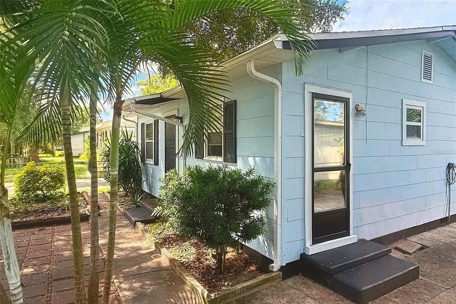 Single Family Residence at 4480 NEWARK ST N, ST PETERSBURG, photo 2 of 35