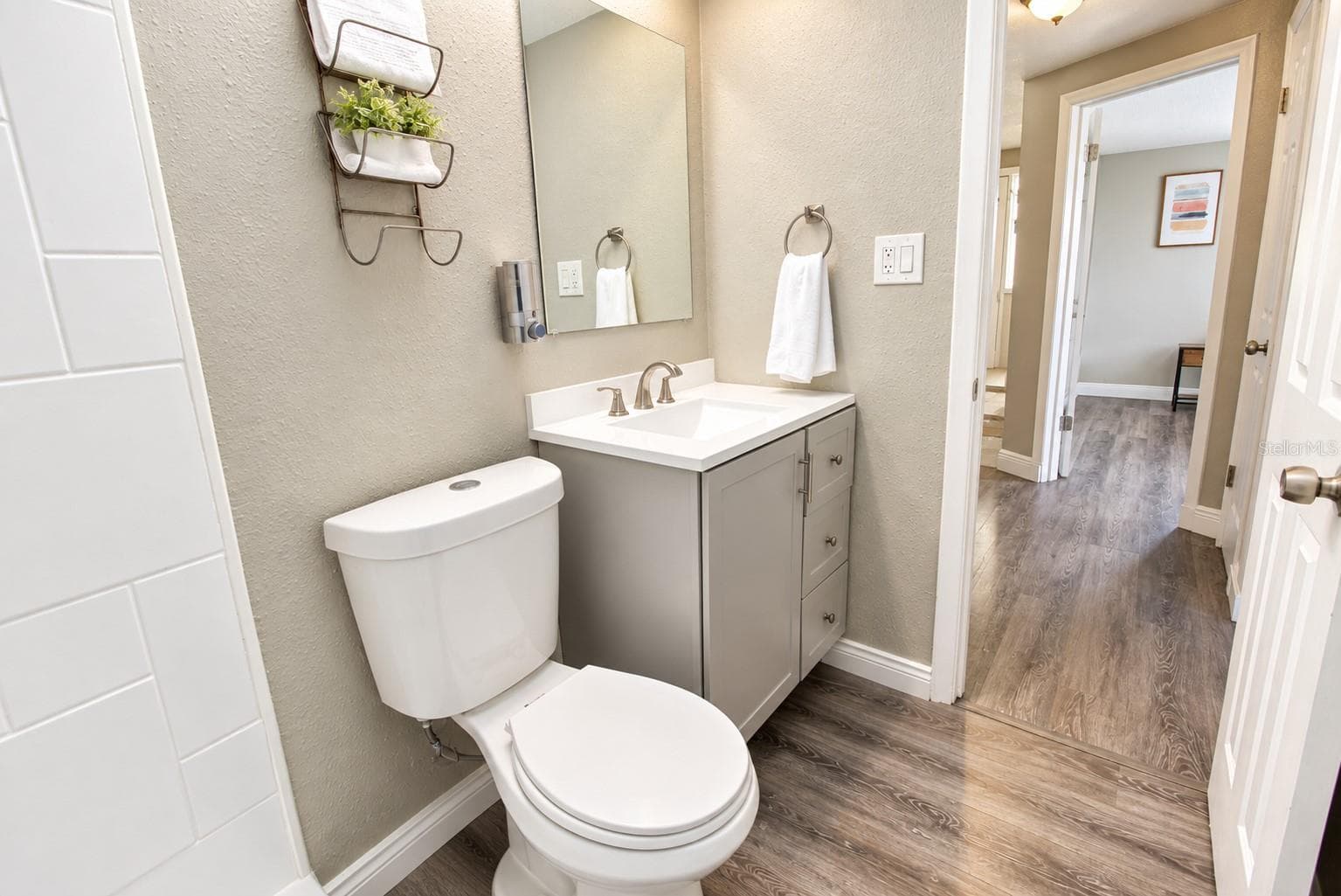 Single Family Residence at 7310 IVANHOE DR, PORT RICHEY, photo 18 of 29