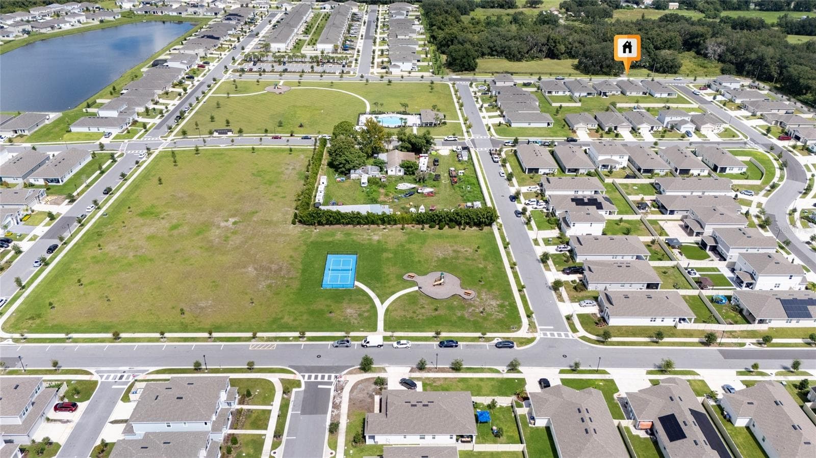 Single Family Residence at 3058 CADENCE SOUND LN, KISSIMMEE, photo 20 of 43