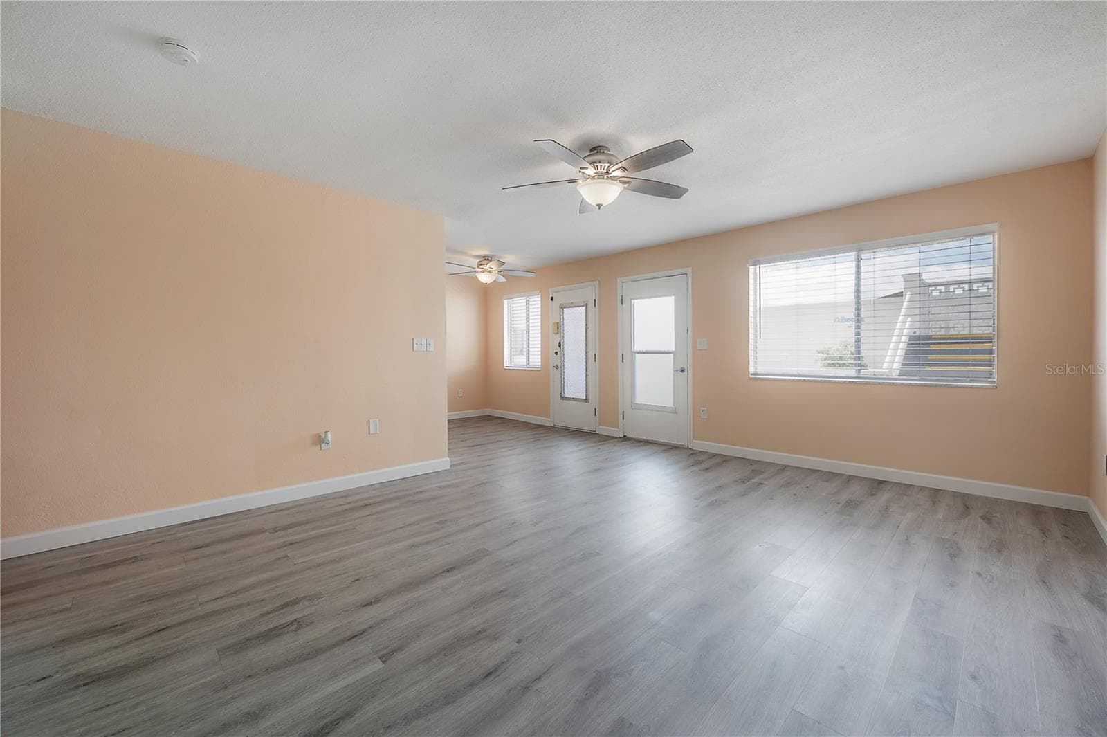 Living Room facing the front entry - 8055 112TH ST #205, SEMINOLE