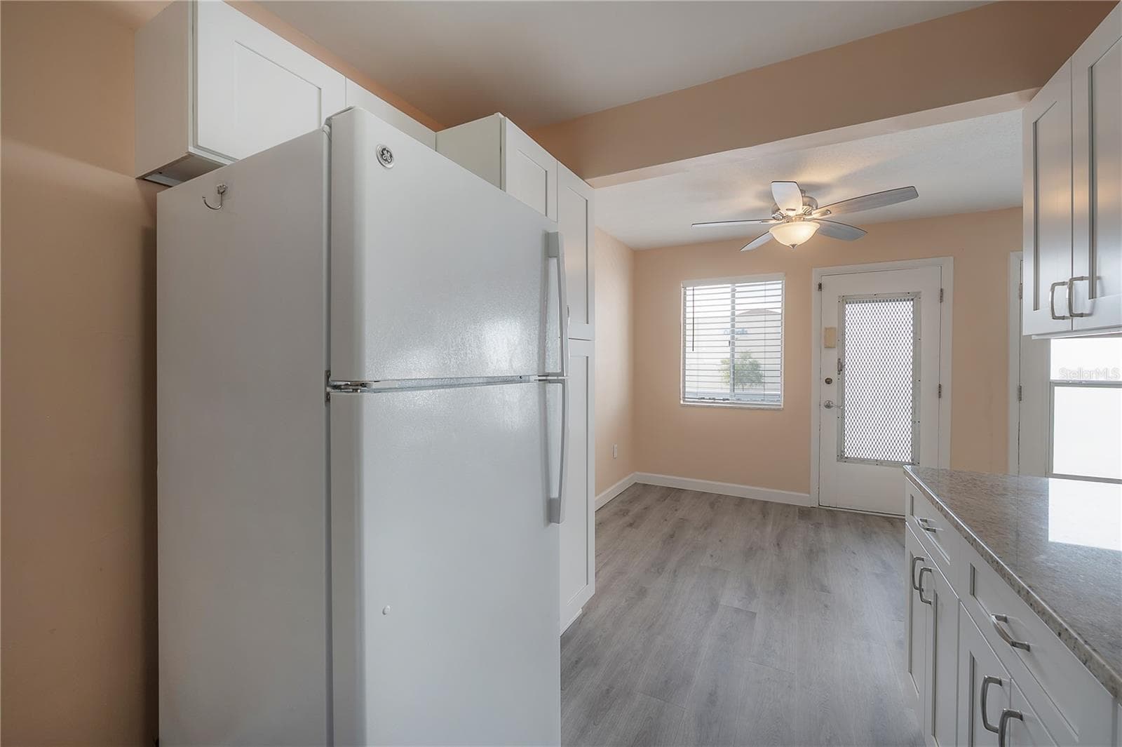 Kitchen facing the dining area - 8055 112TH ST #205, SEMINOLE