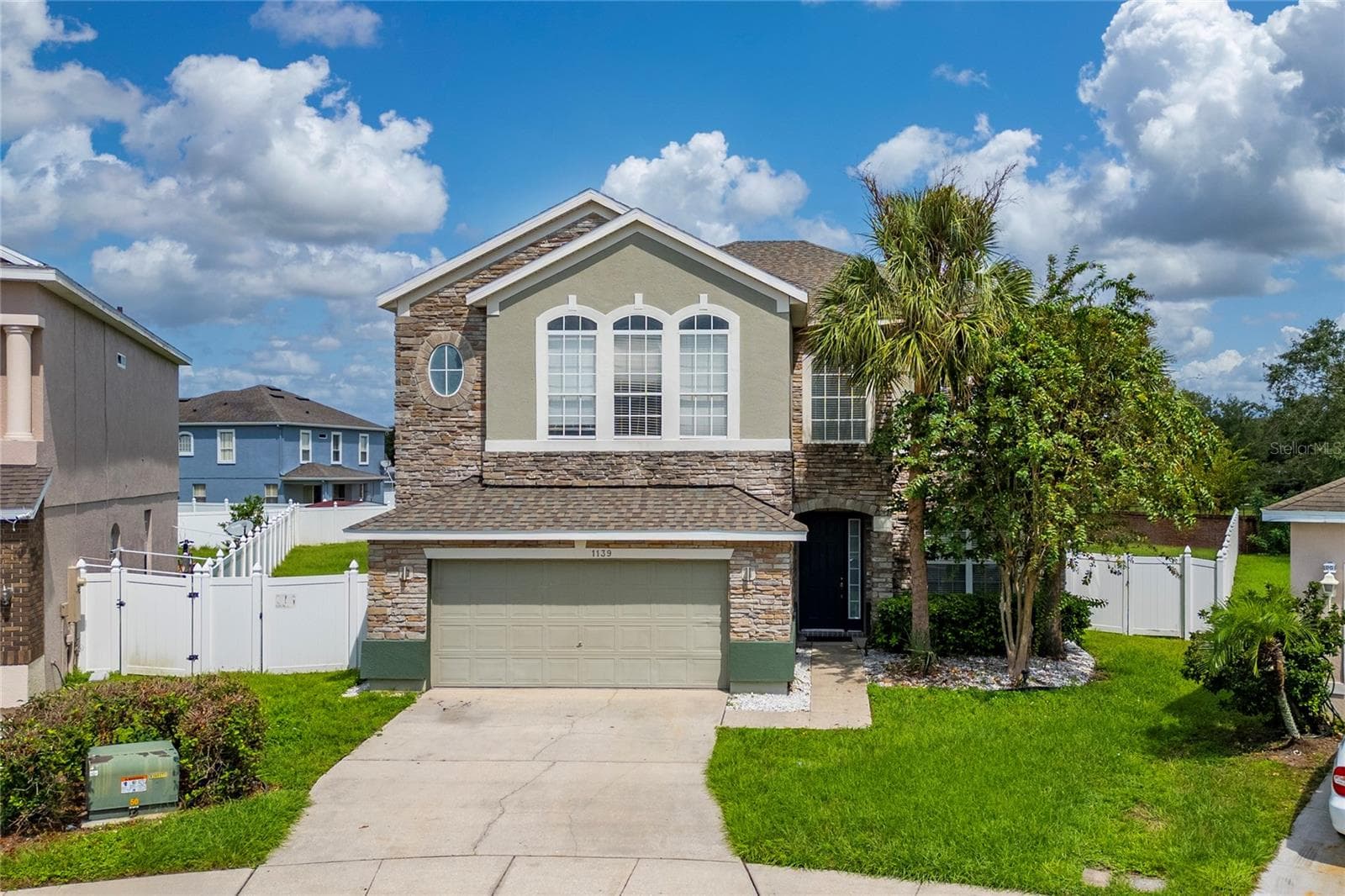 1139 DARNABY WAY