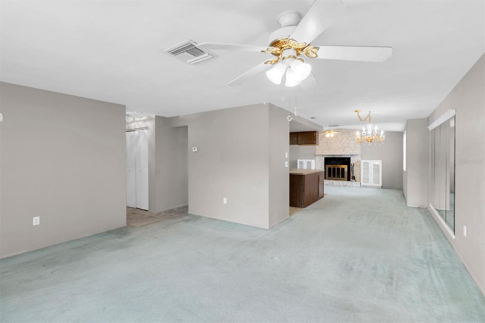 Single Family Residence at 8708 BRIAR PATCH DR, PORT RICHEY, photo 3 of 40