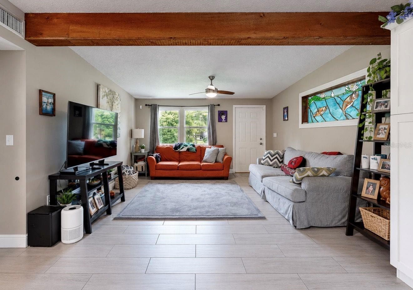 Single Family Residence at 717 W DEER LAKE DR, LUTZ, photo 8 of 39