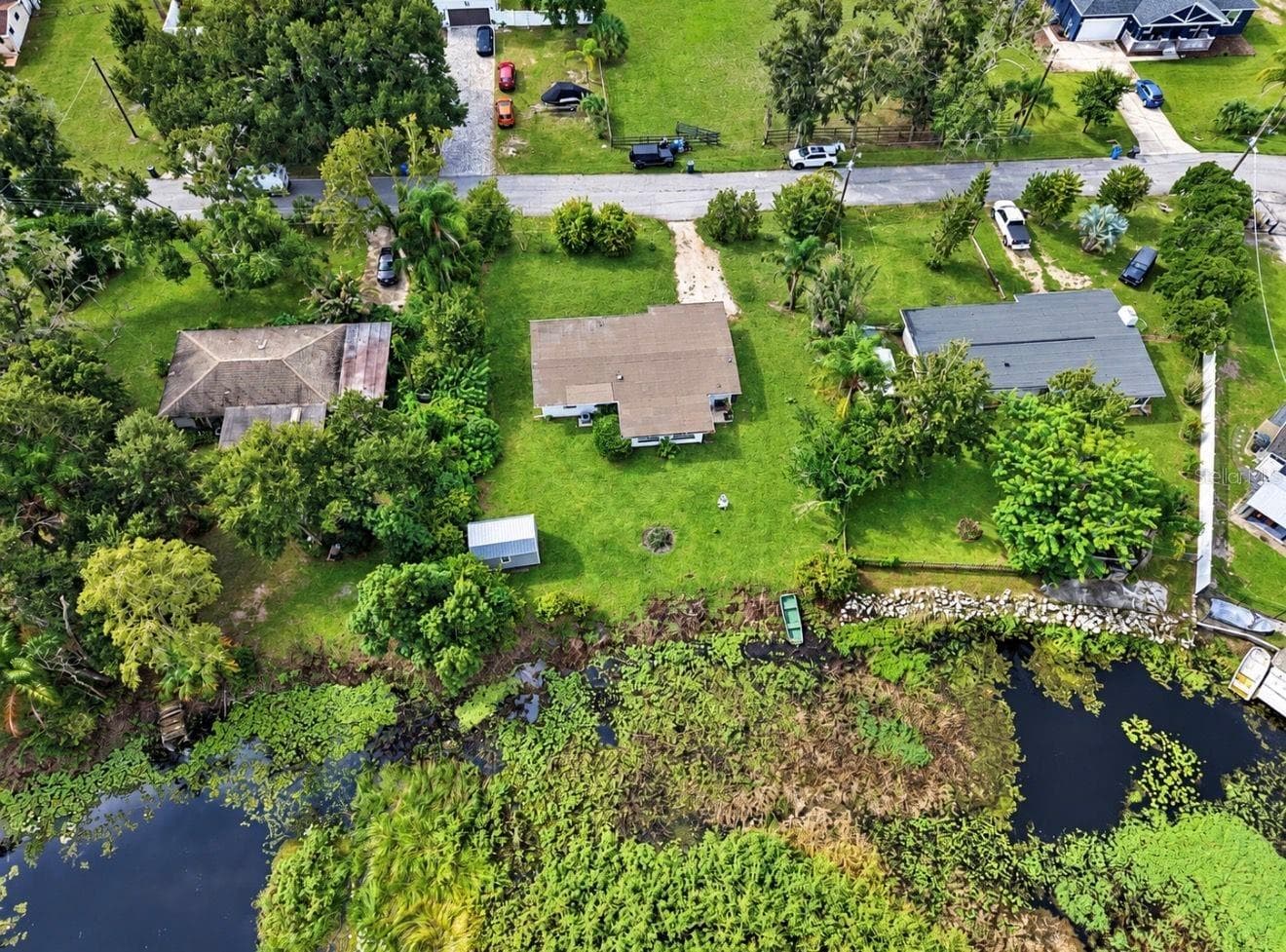 Single Family Residence at 717 W DEER LAKE DR, LUTZ, photo 31 of 39