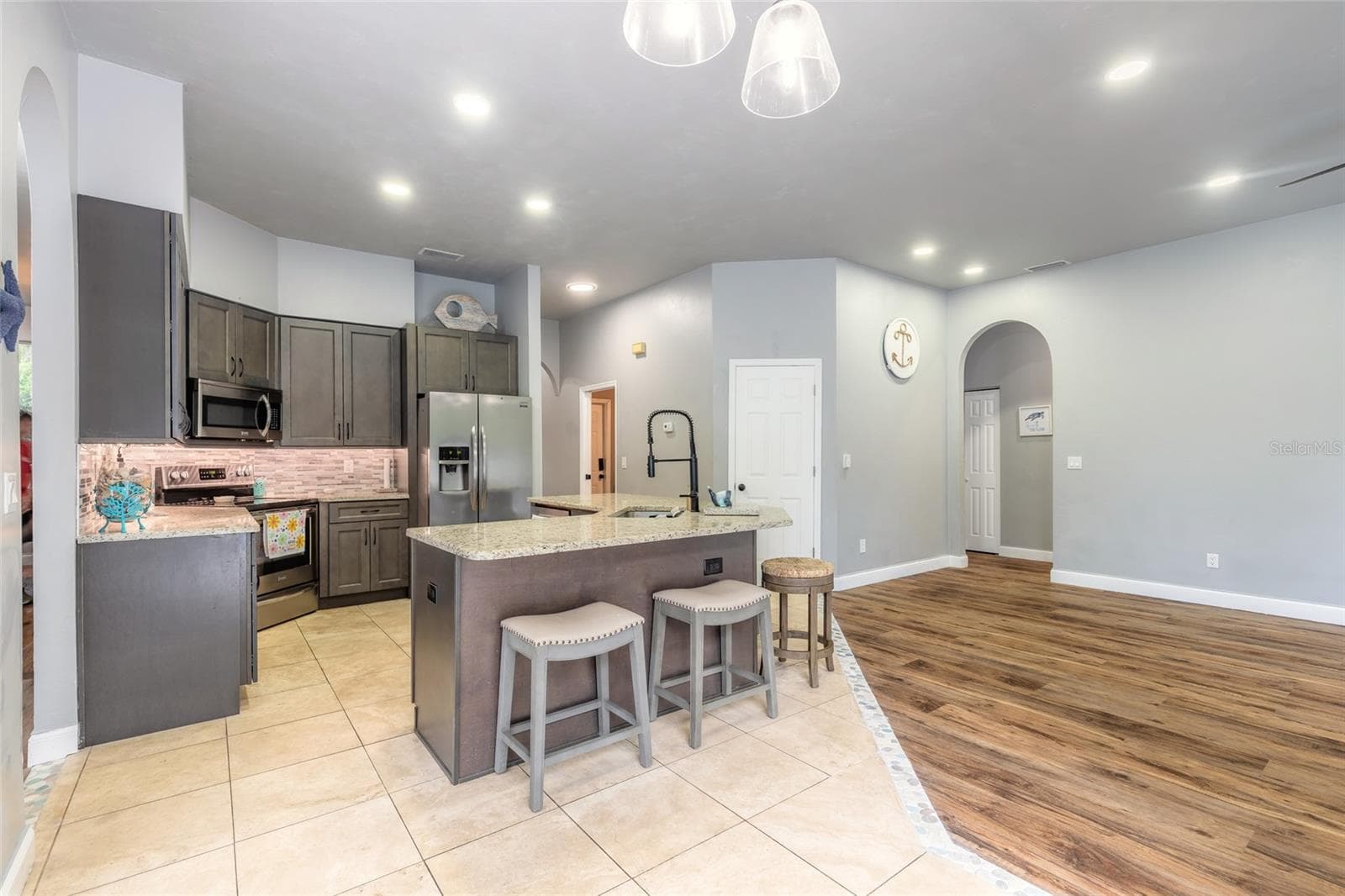 Single Family Residence at 817 BAYRIDGE LANE LN, PORT ORANGE, photo 2 of 59