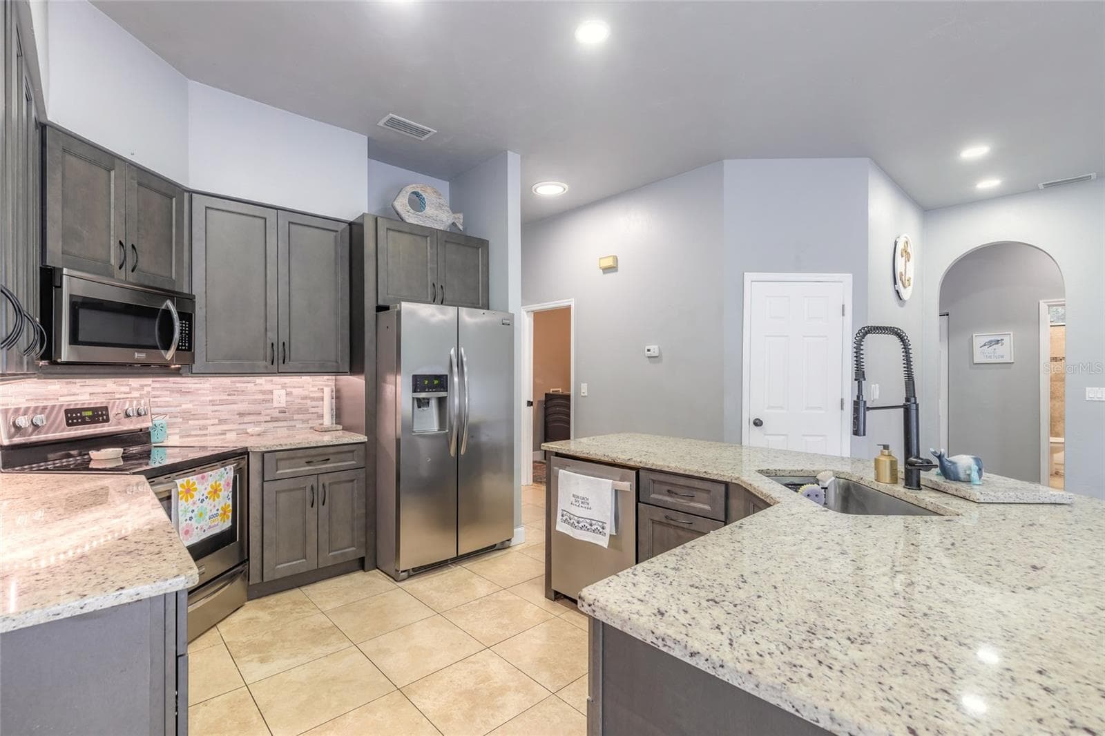 Single Family Residence at 817 BAYRIDGE LANE LN, PORT ORANGE, photo 21 of 59