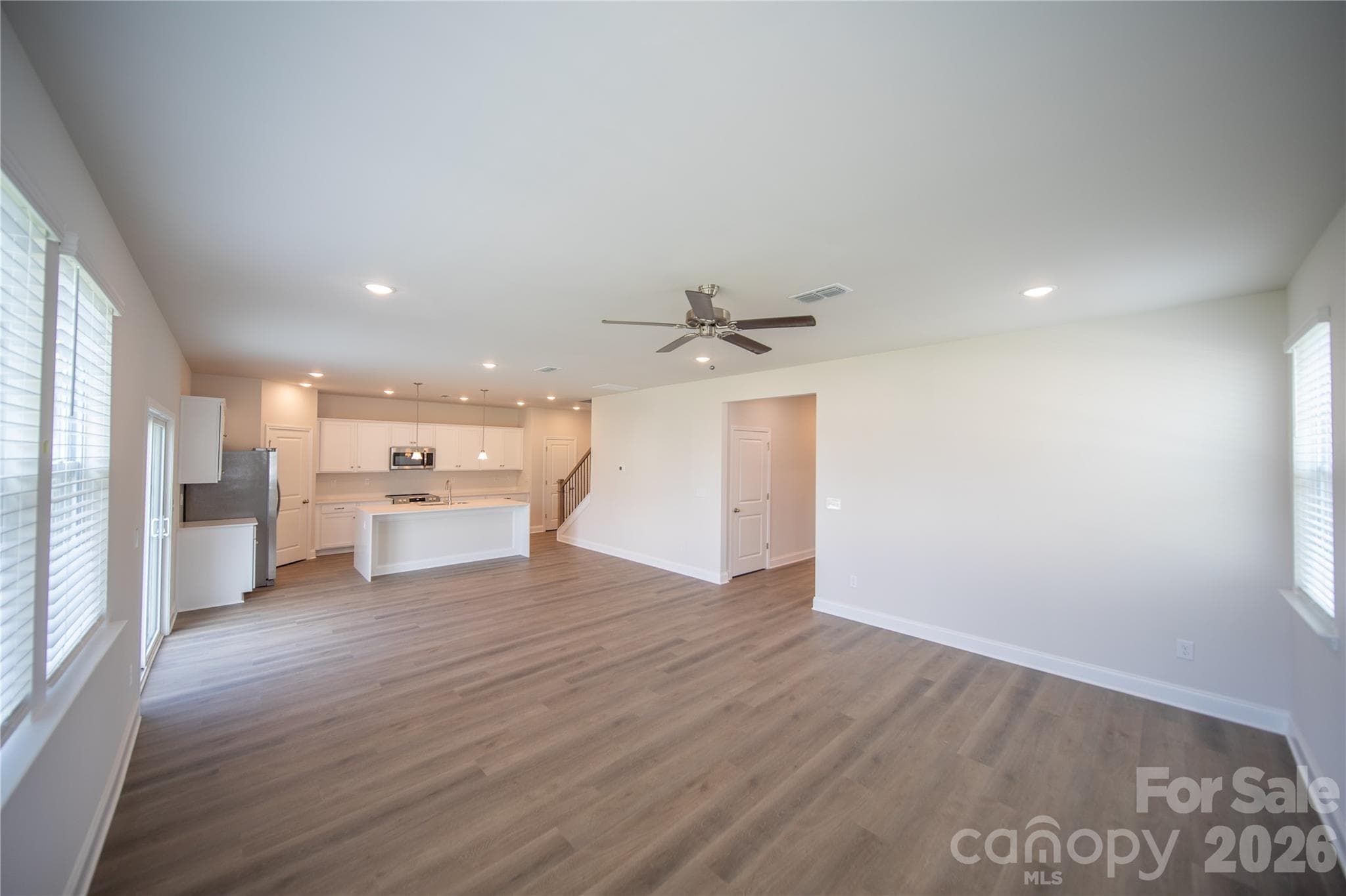 Single Family Residence at 535 Larragan Drive, Denver, photo 5 of 18