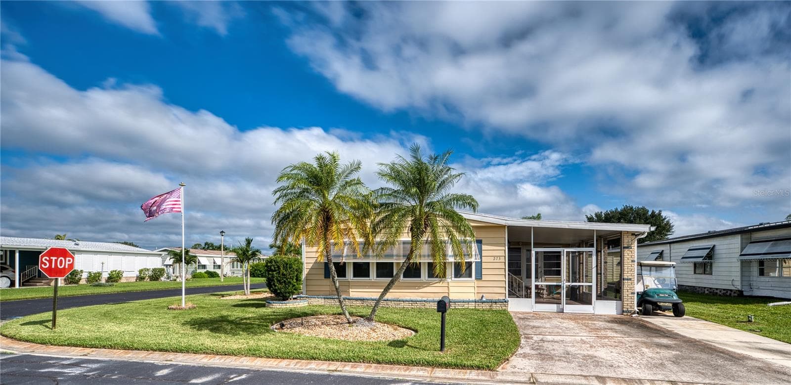 Manufactured Home at 273 CAPTAINS CT, NORTH PORT, photo 2 of 42