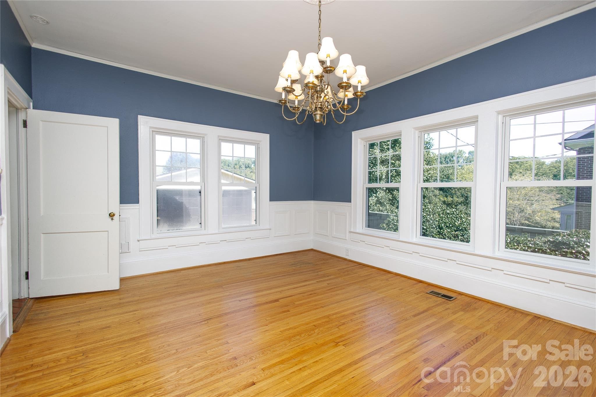 Single Family Residence at 569 Rutherford Road, Marion, photo 8 of 47