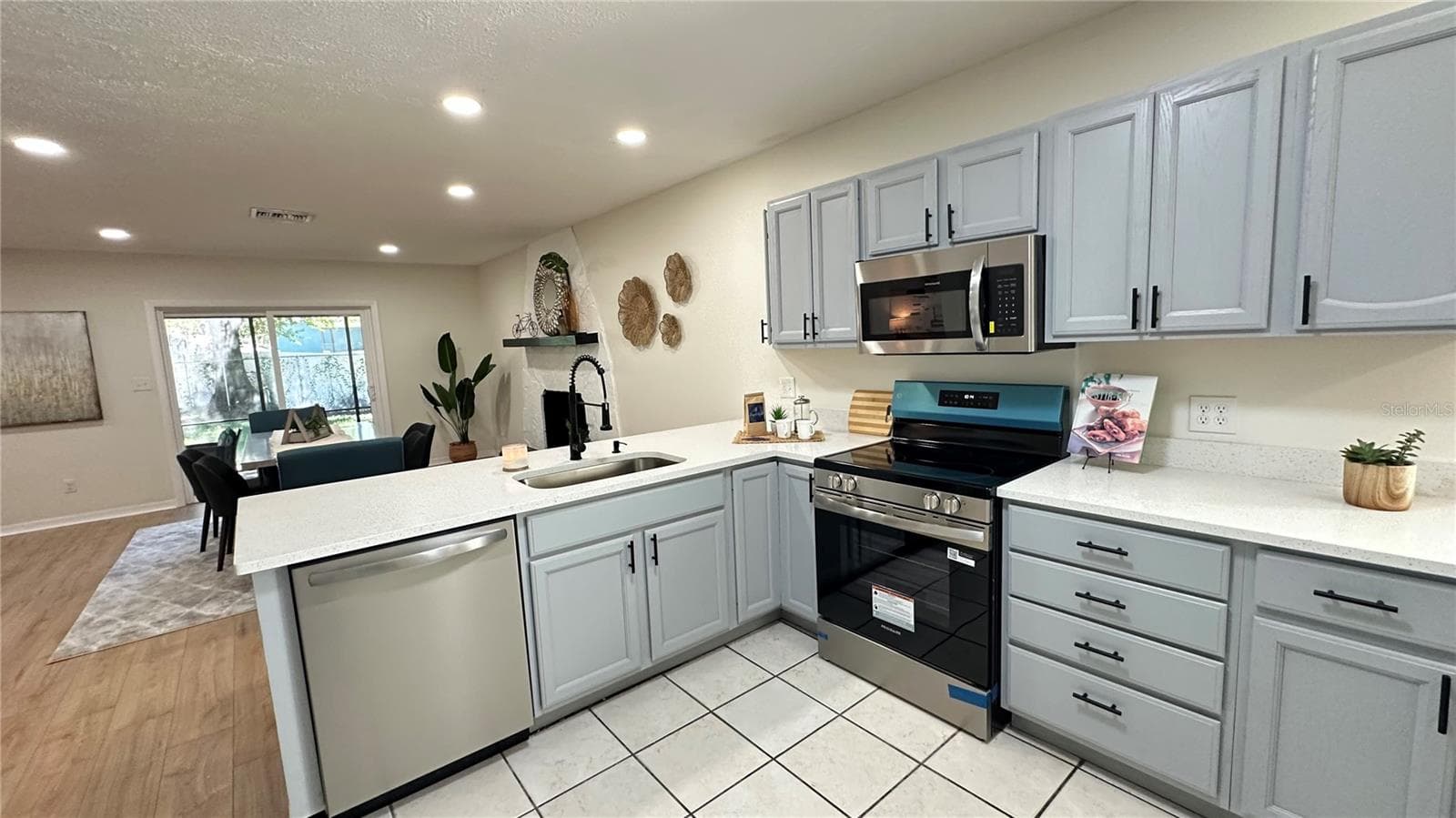 Single Family Residence at 22360 STILLWOOD DR, LAND O LAKES, photo 35 of 53