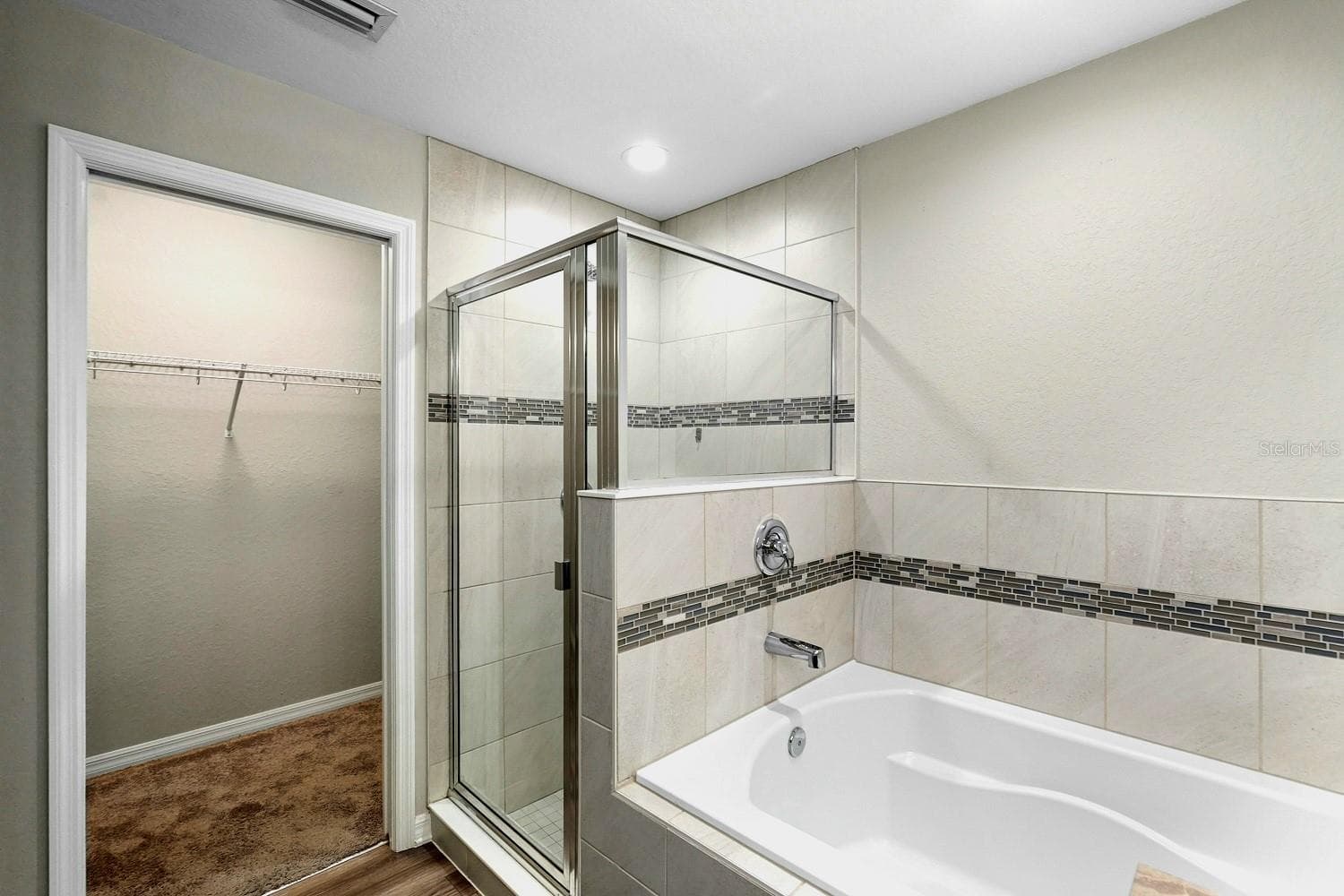 Master Bath and Walk In Closet - 6008 162ND AVE E, PARRISH
