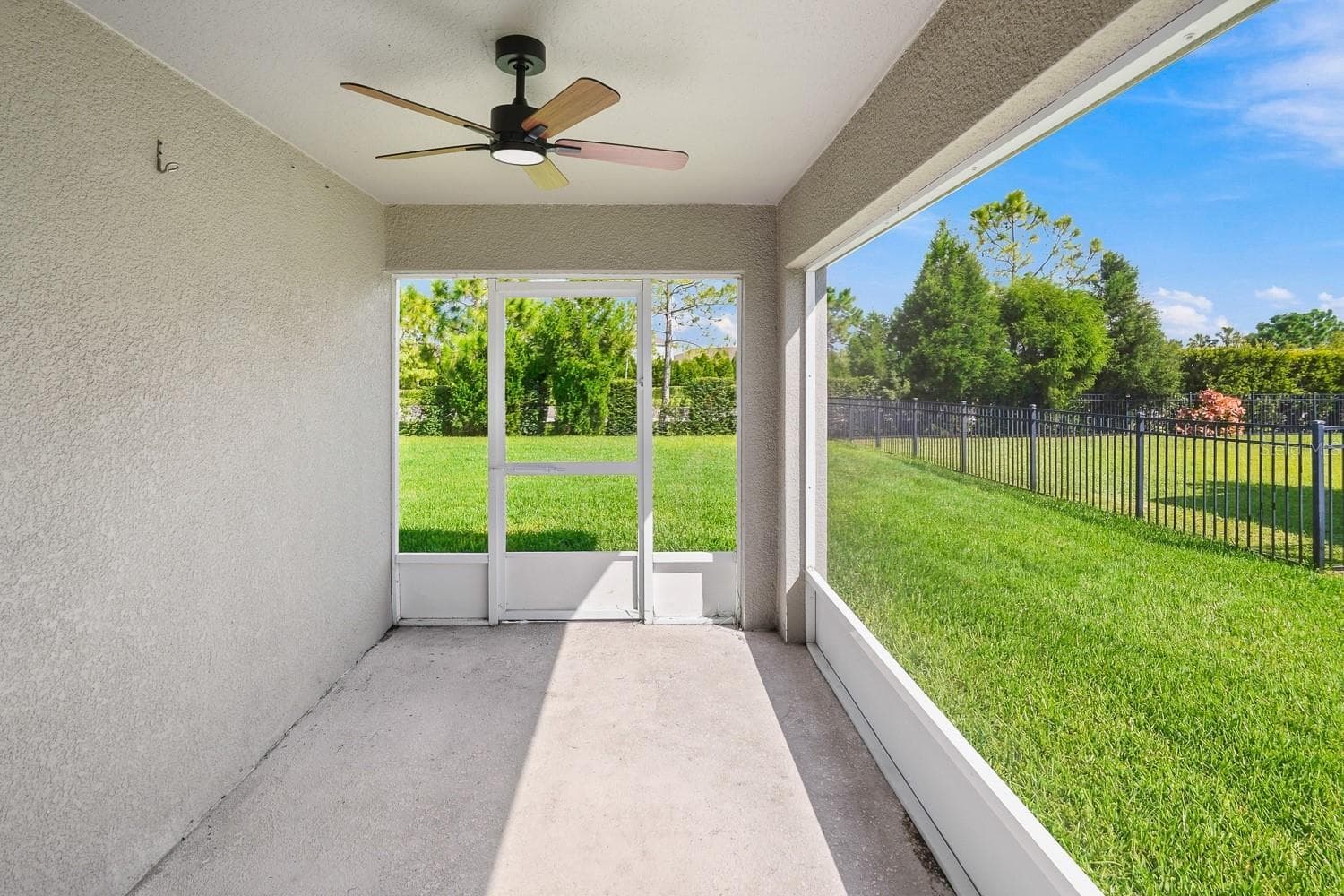 Lanai - 6008 162ND AVE E, PARRISH