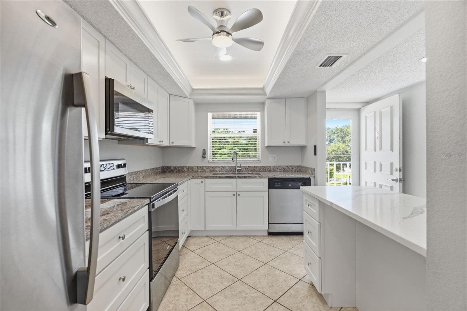 Condominium at 3981 MACEACHEN BLVD #330, SARASOTA, photo 9 of 42