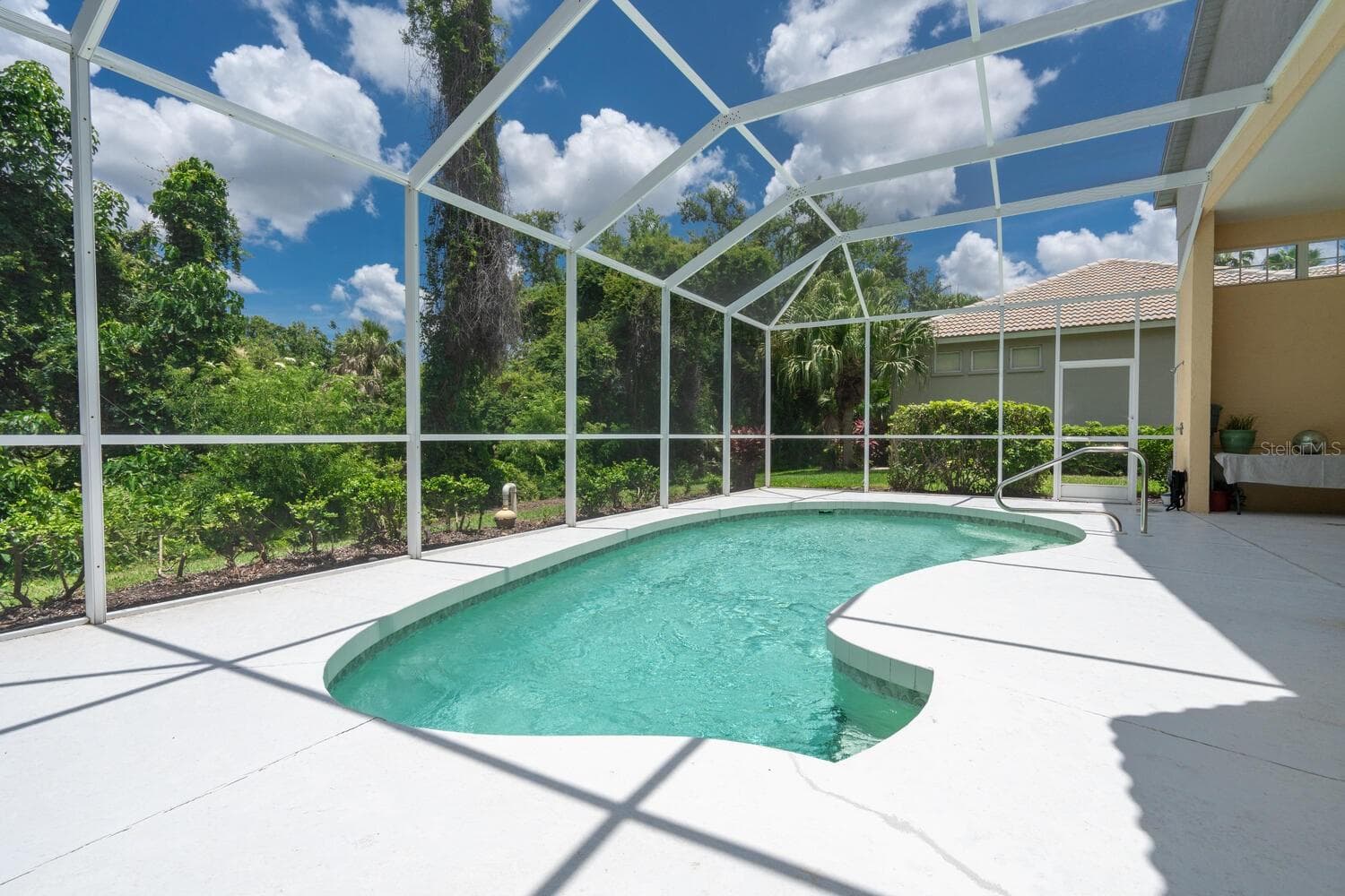 Single Family Residence at 4374 MIRABELLA CIR, BRADENTON, photo 40 of 71