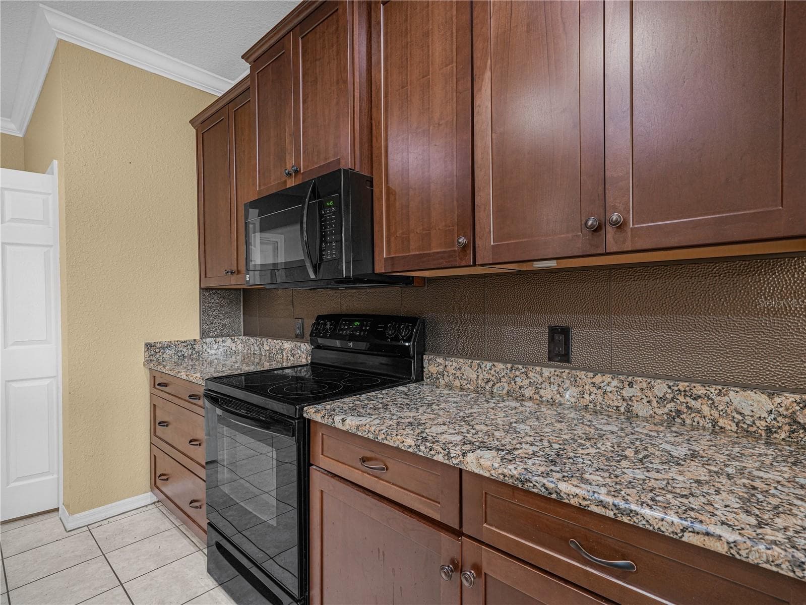 Single Family Residence at 4028 PHOENICIAN WAY, WINTER HAVEN, photo 12 of 67