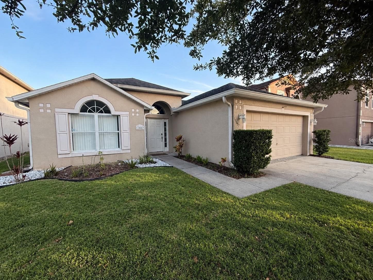 Single Family Residence at 11857 PETHRICK DR, ORLANDO, photo 2 of 41