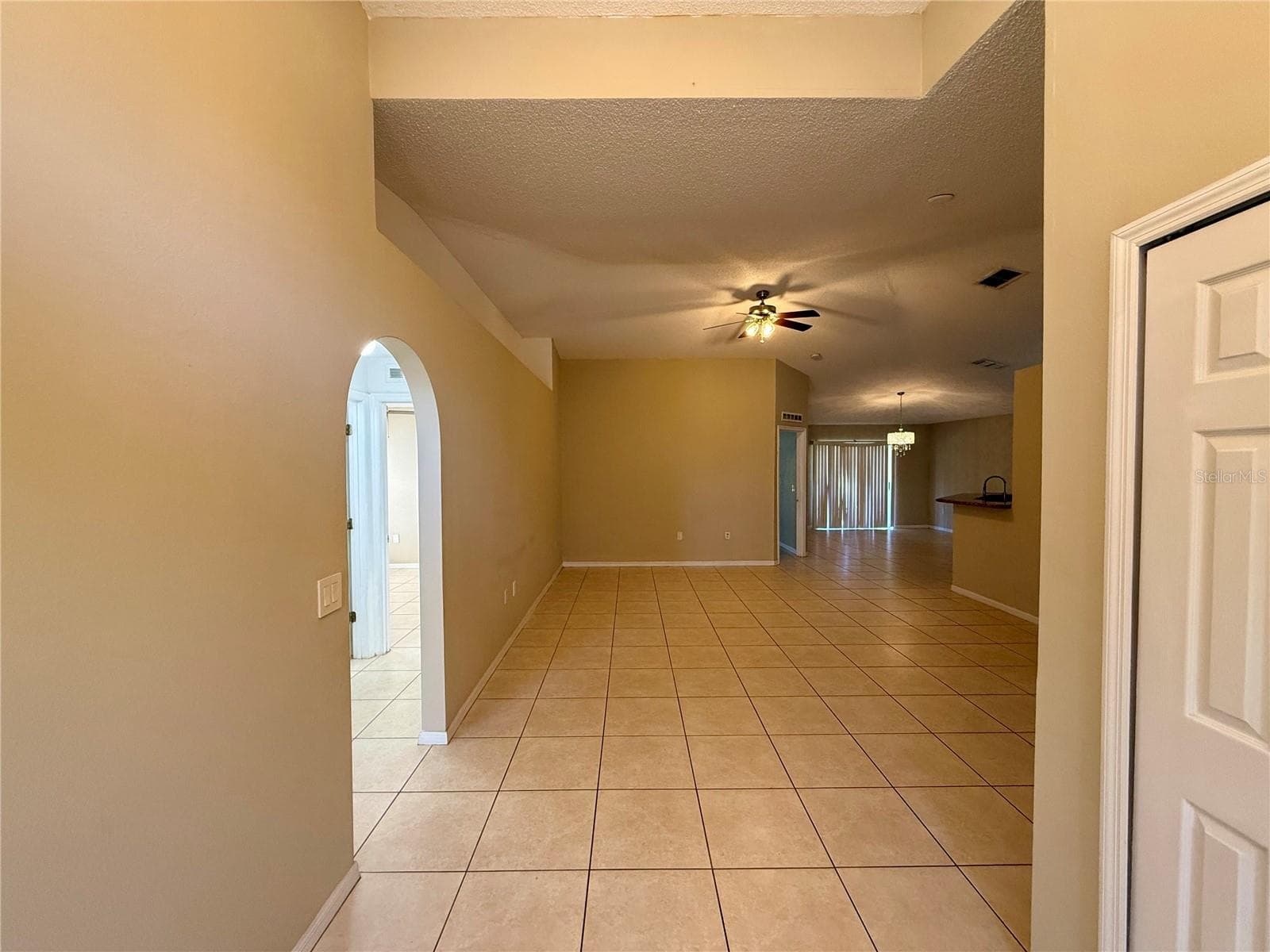 Single Family Residence at 11857 PETHRICK DR, ORLANDO, photo 4 of 41
