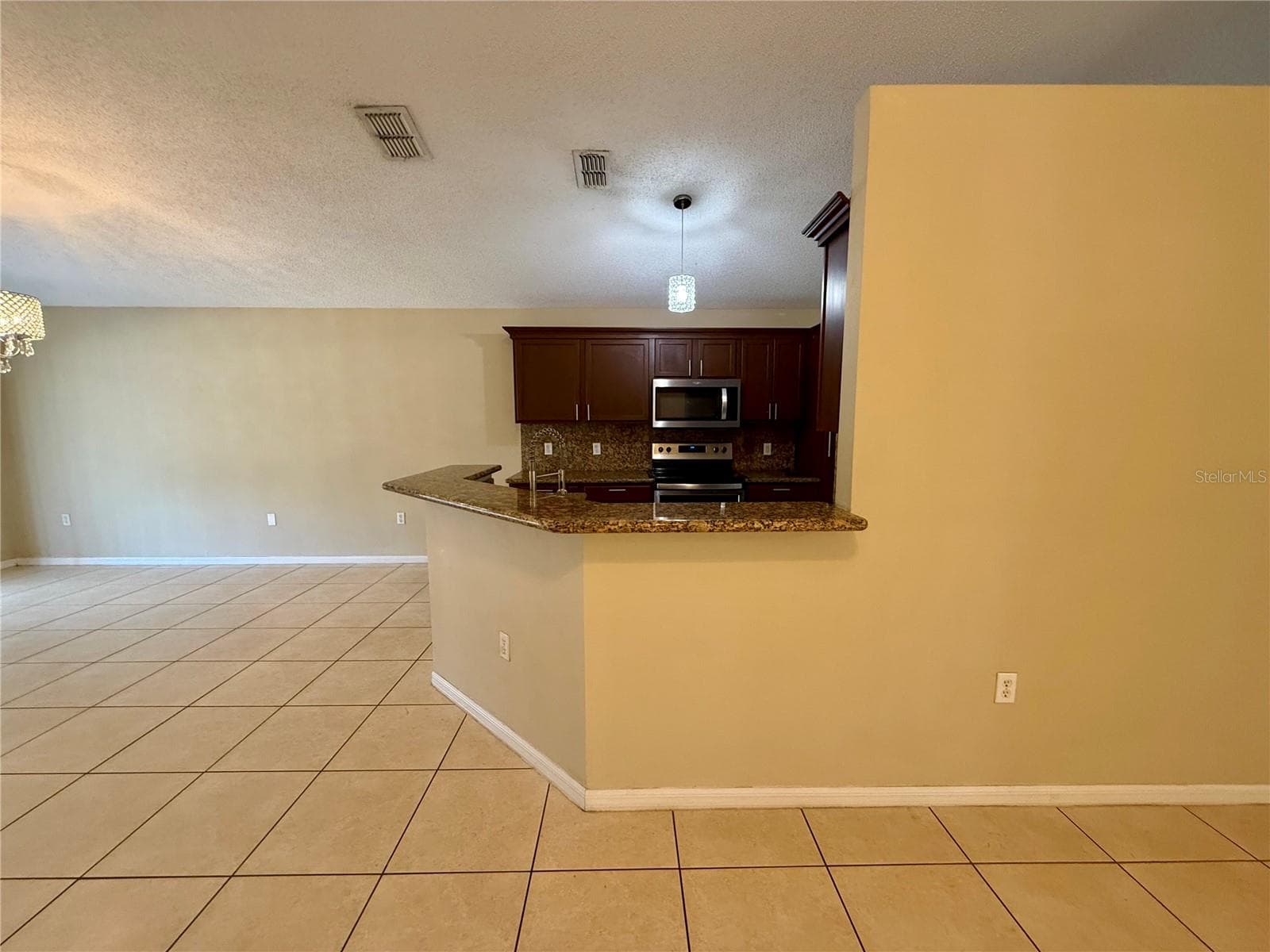 Single Family Residence at 11857 PETHRICK DR, ORLANDO, photo 8 of 41