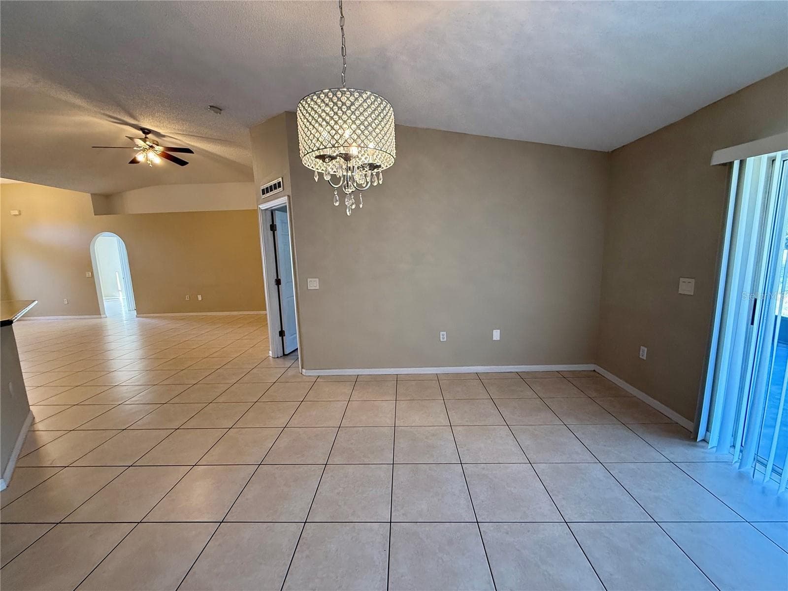 Single Family Residence at 11857 PETHRICK DR, ORLANDO, photo 17 of 41