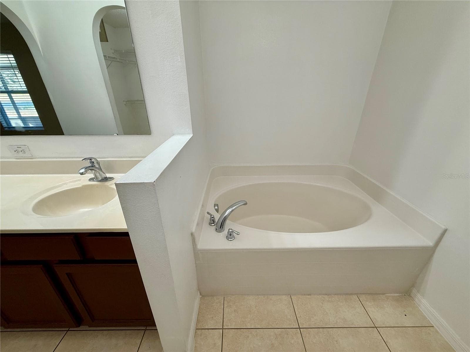 Single Family Residence at 11857 PETHRICK DR, ORLANDO, photo 22 of 41