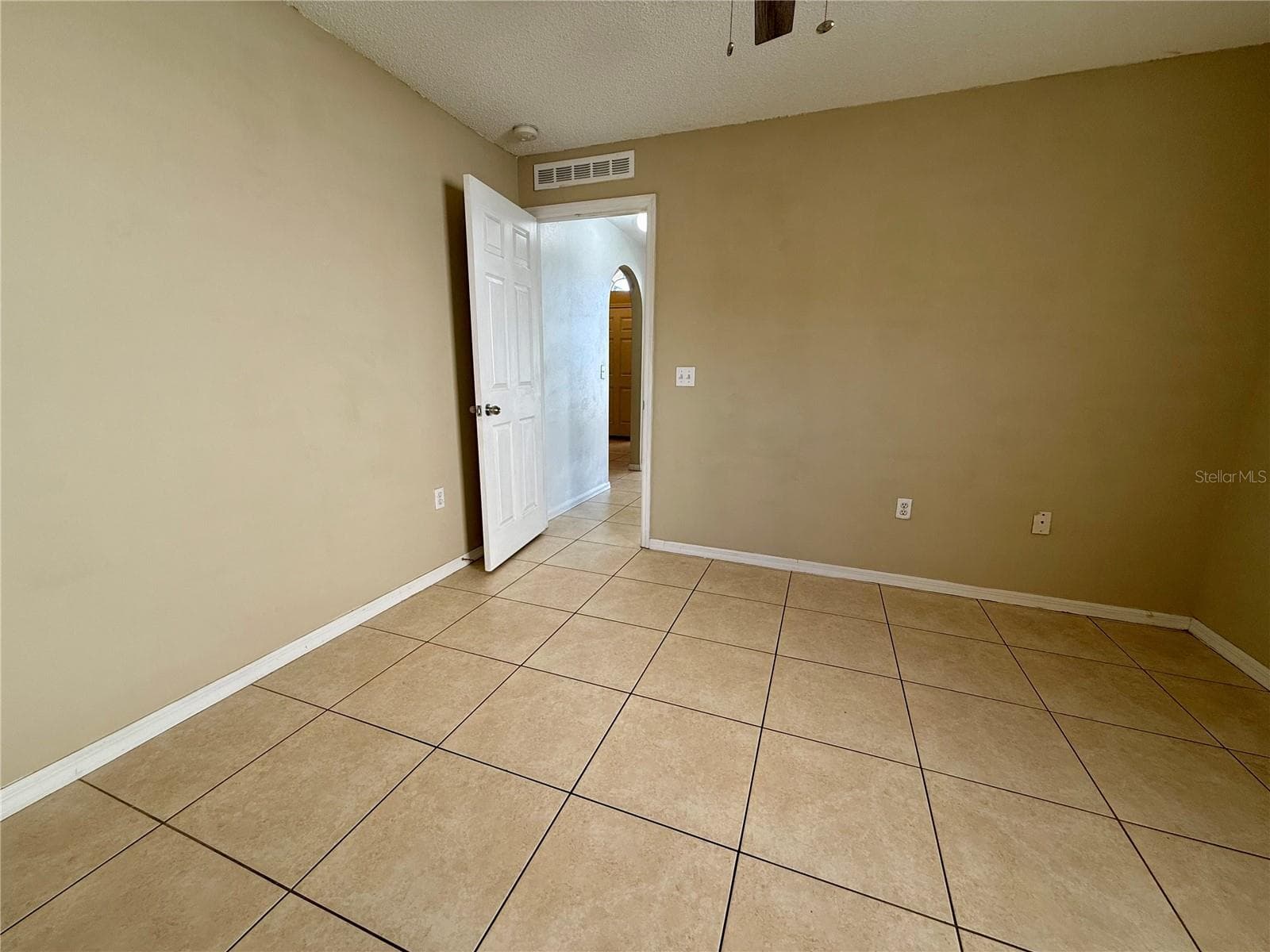 Single Family Residence at 11857 PETHRICK DR, ORLANDO, photo 28 of 41