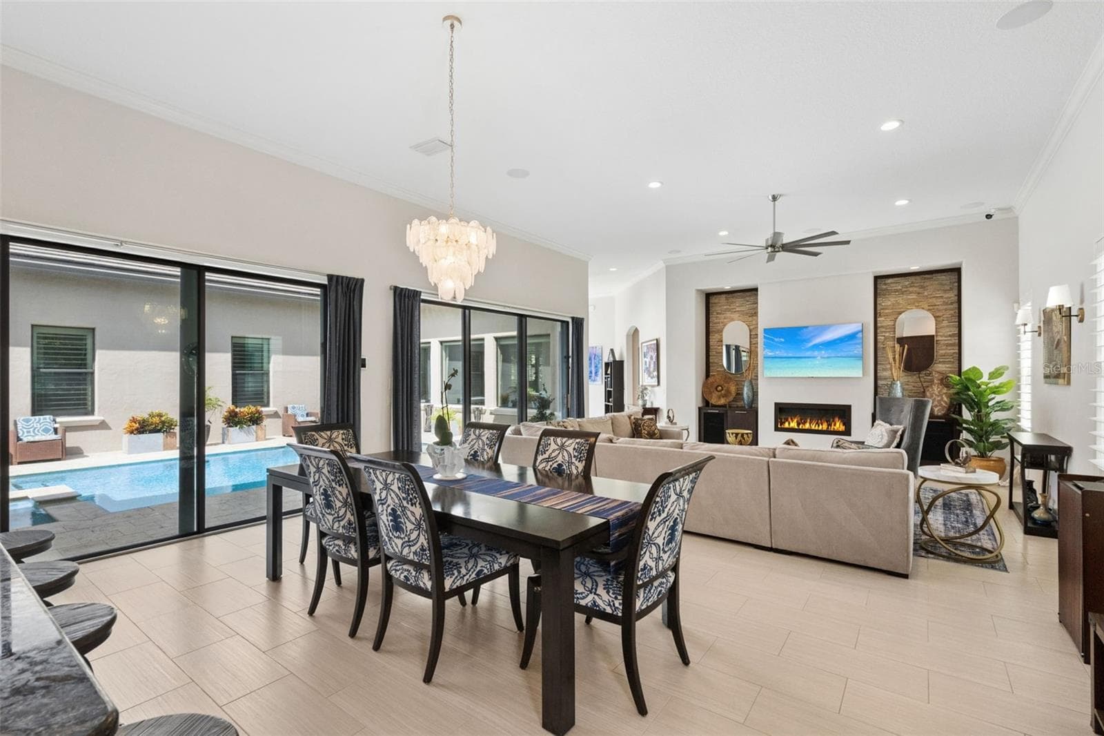Single Family Residence at 11532 WATERSTONE LOOP DR, WINDERMERE, photo 13 of 74