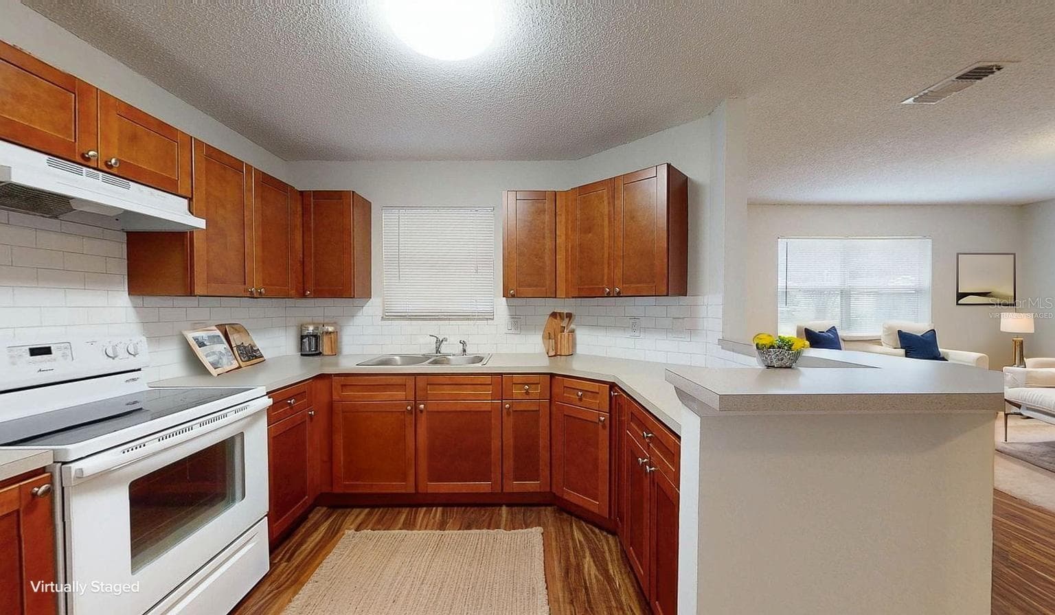 Virtually Staged - 3113 GORDON CT, TAMPA