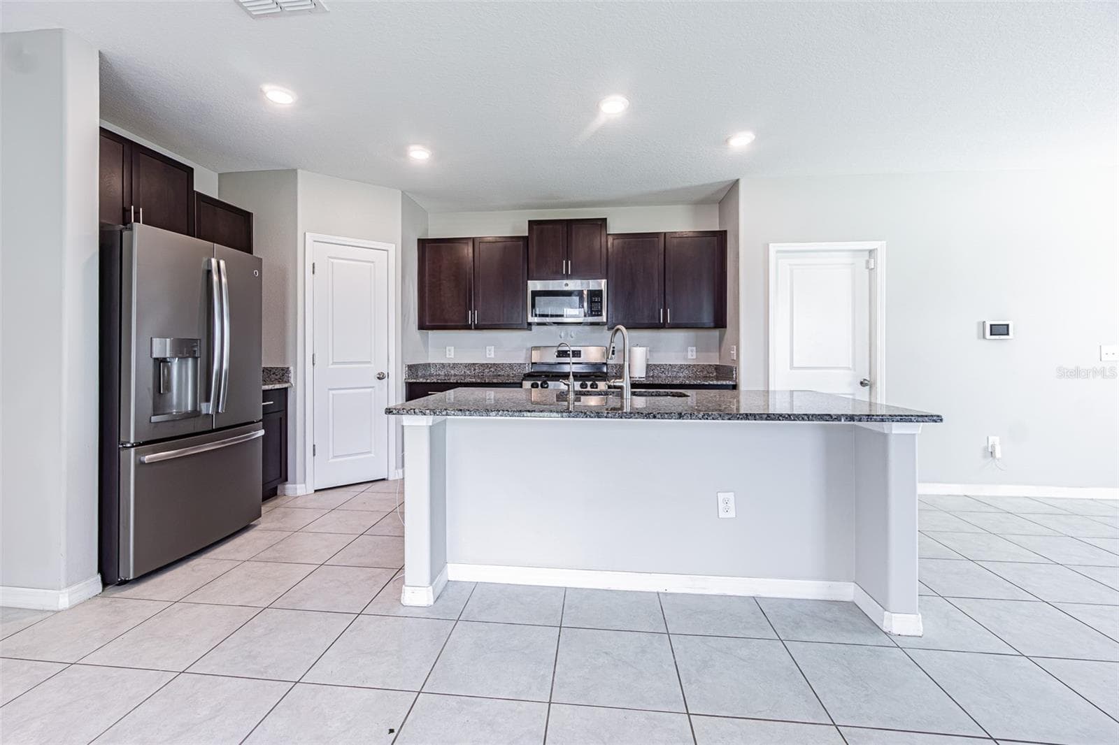 Single Family Residence at 5102 DANDELION ST, APOLLO BEACH, photo 8 of 35
