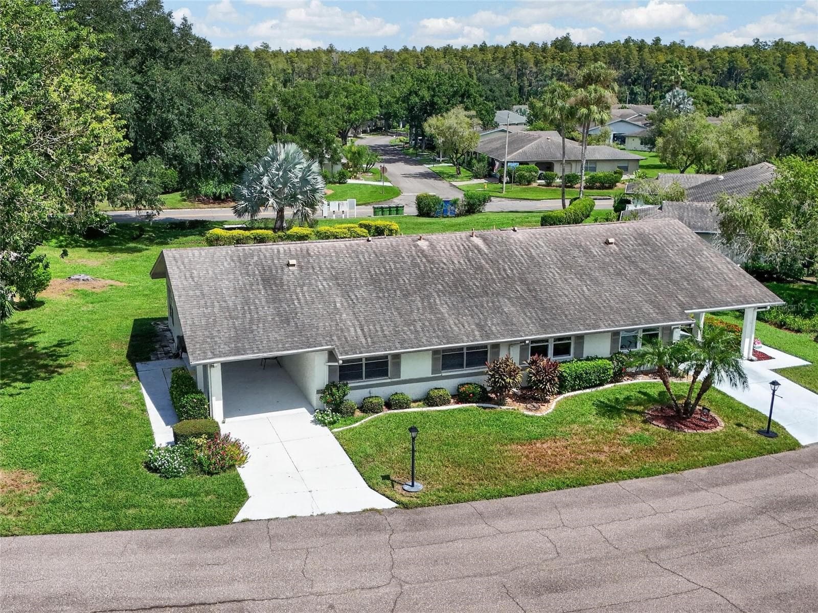 Condominium at 1607 HOVINGTON CIR #229, SUN CITY CENTER, photo 47 of 70