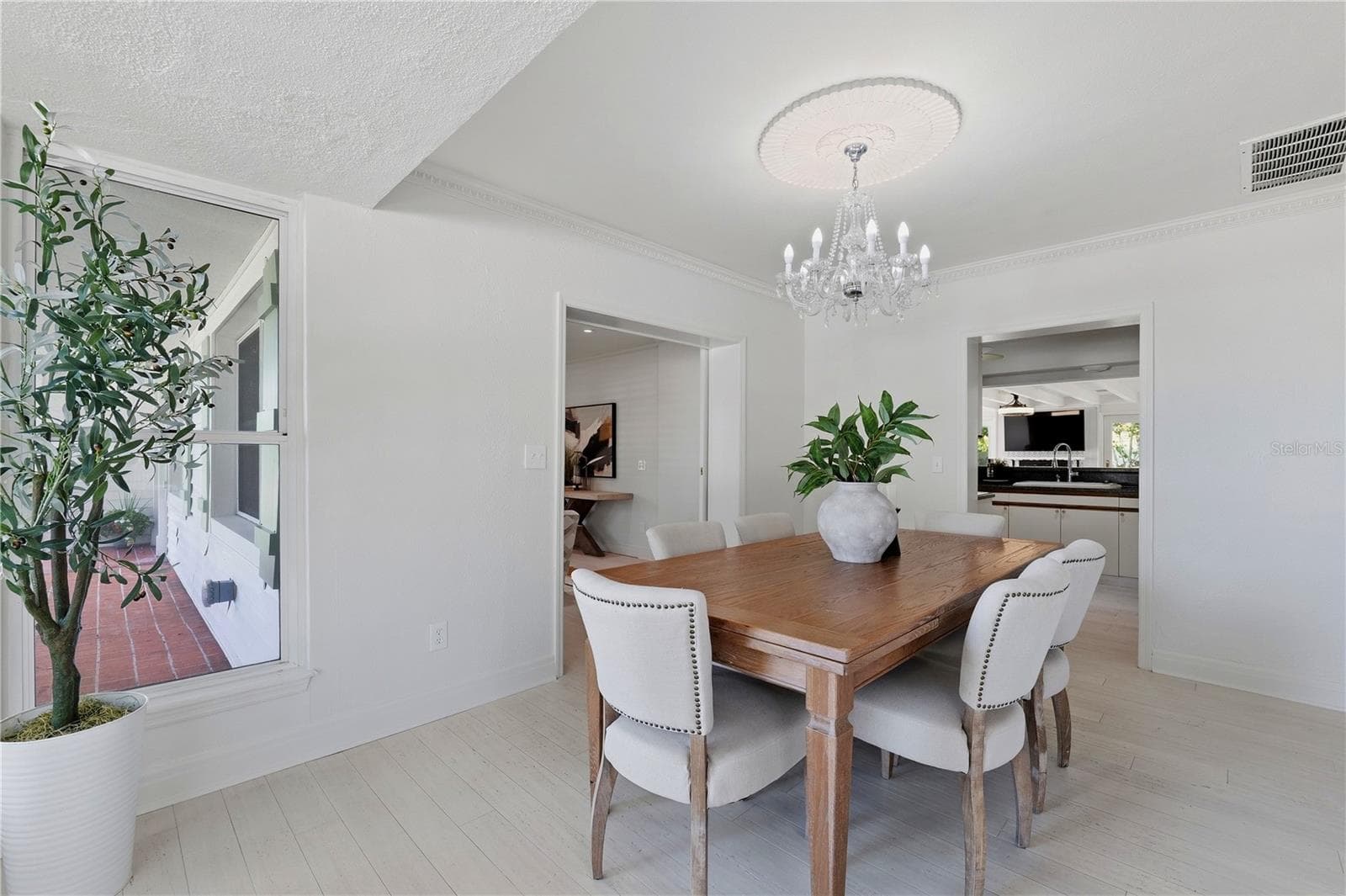 Single Family Residence at 1361 PINELLAS RD, BELLEAIR, photo 13 of 61