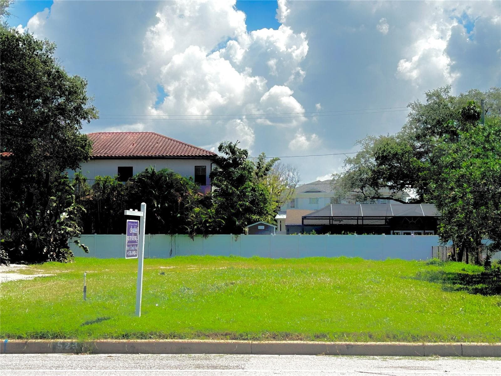 Land at 523 W DAVIS BLVD, TAMPA, photo 2 of 3