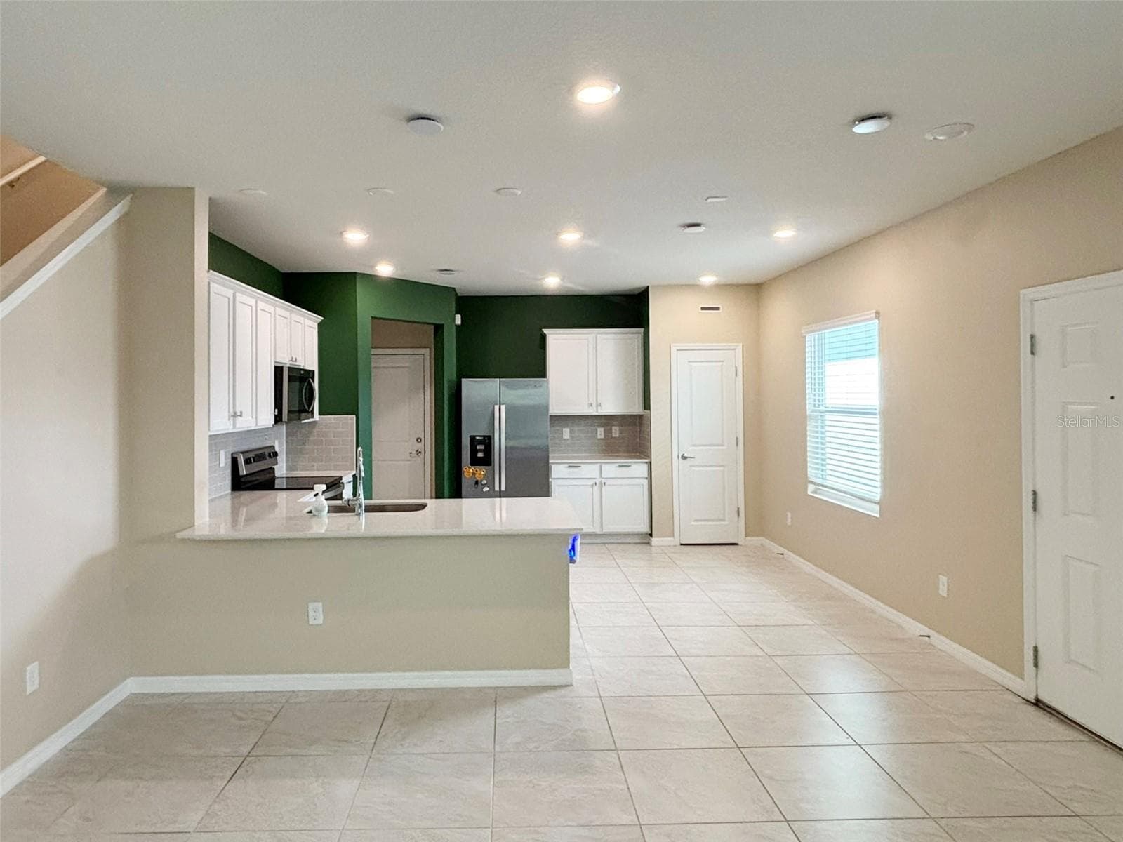 Townhouse at 4581 SPARKLING SHELL AVE, KISSIMMEE, photo 5 of 36