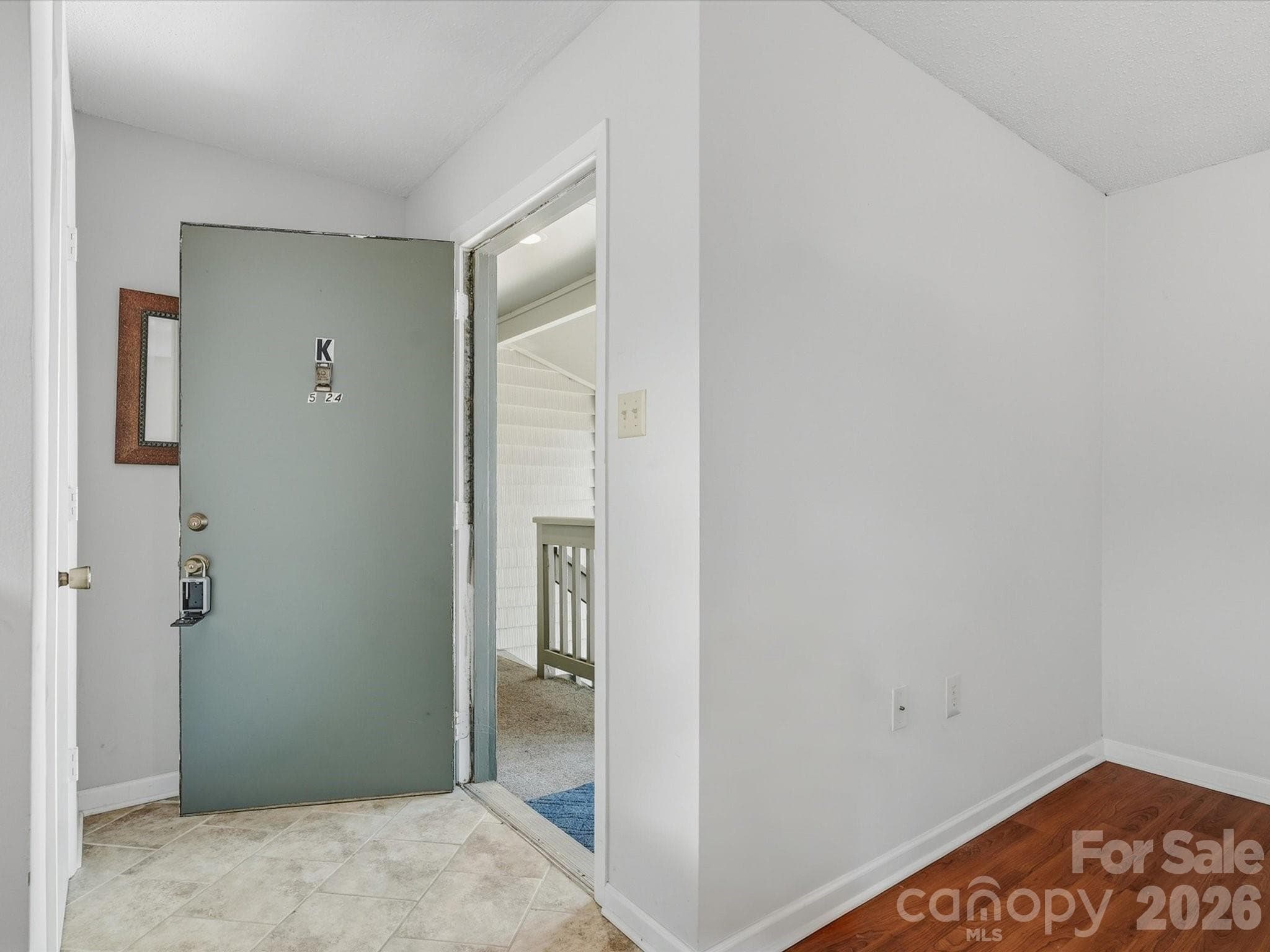 Condominium at 5024 Sardis Road, Charlotte, photo 3 of 36