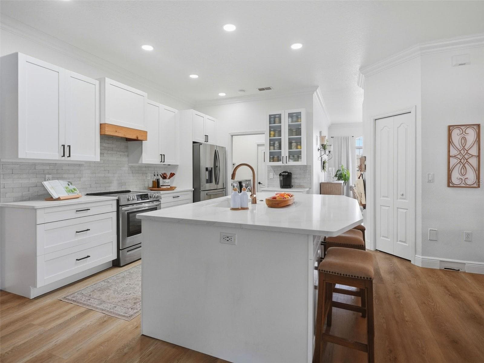 Single Family Residence at 13396 TWINBERRY DR, SPRING HILL, photo 10 of 91