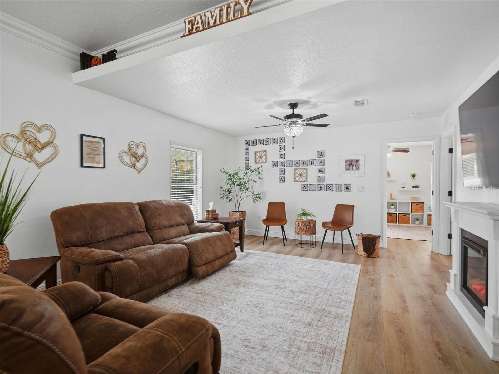 Single Family Residence at 13396 TWINBERRY DR, SPRING HILL, photo 12 of 91