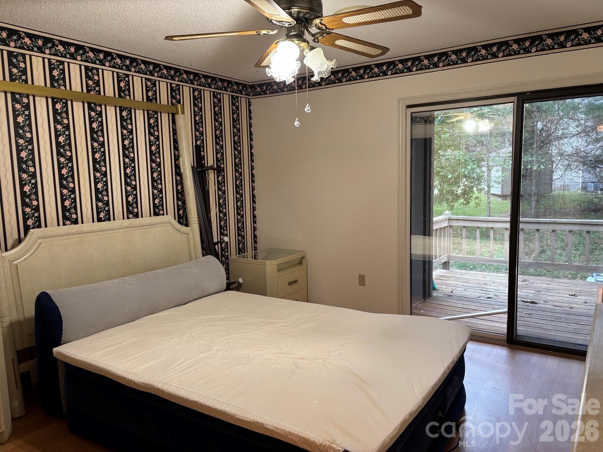 Condominium at 655 Overlook Drive, Spruce Pine, photo 14 of 27
