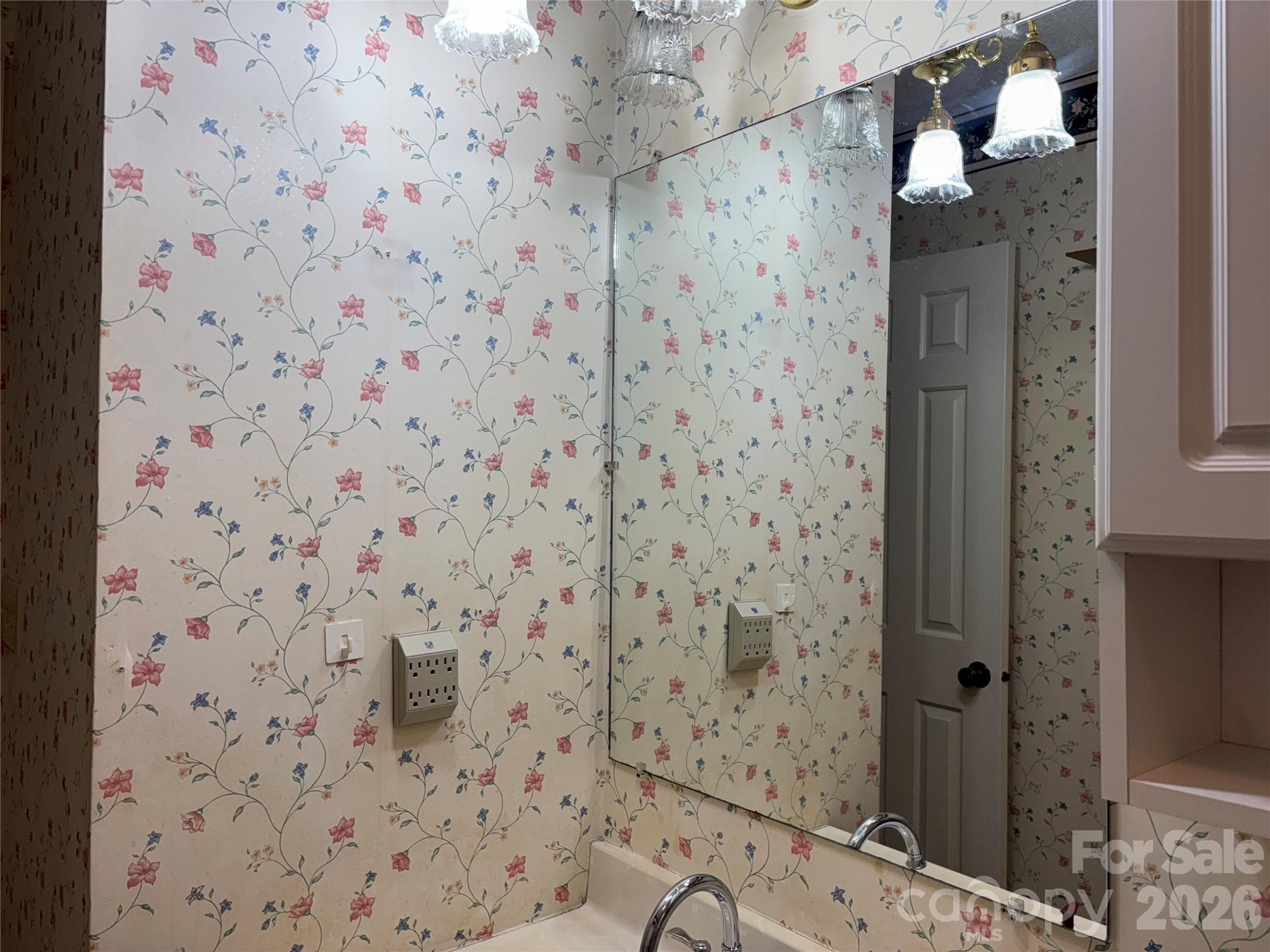 Condominium at 655 Overlook Drive, Spruce Pine, photo 16 of 27