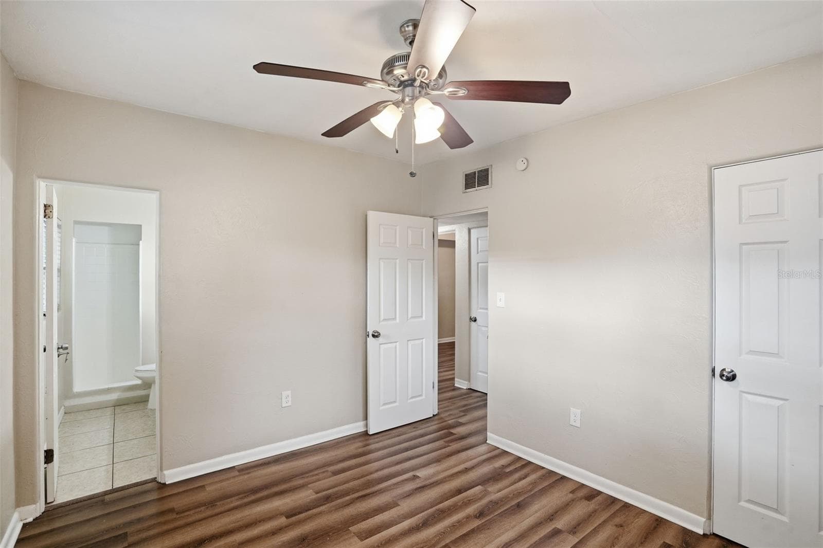 Single Family Residence at 2213 N HIAWASSEE RD, ORLANDO, photo 22 of 31