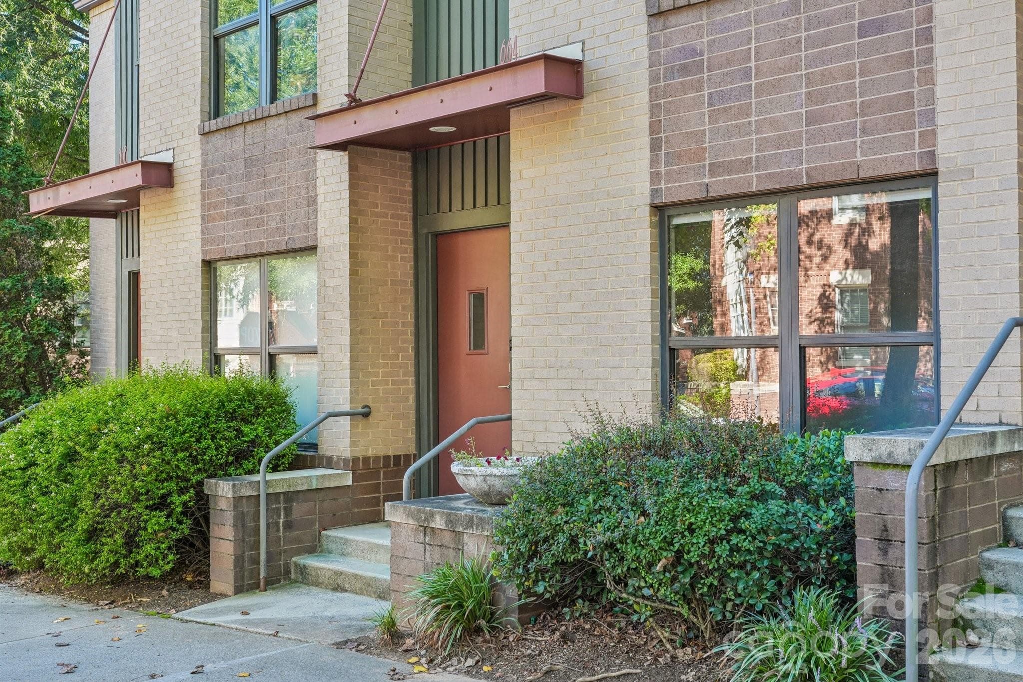 Condominium at 664 Garden District Drive, Charlotte, photo 3 of 47