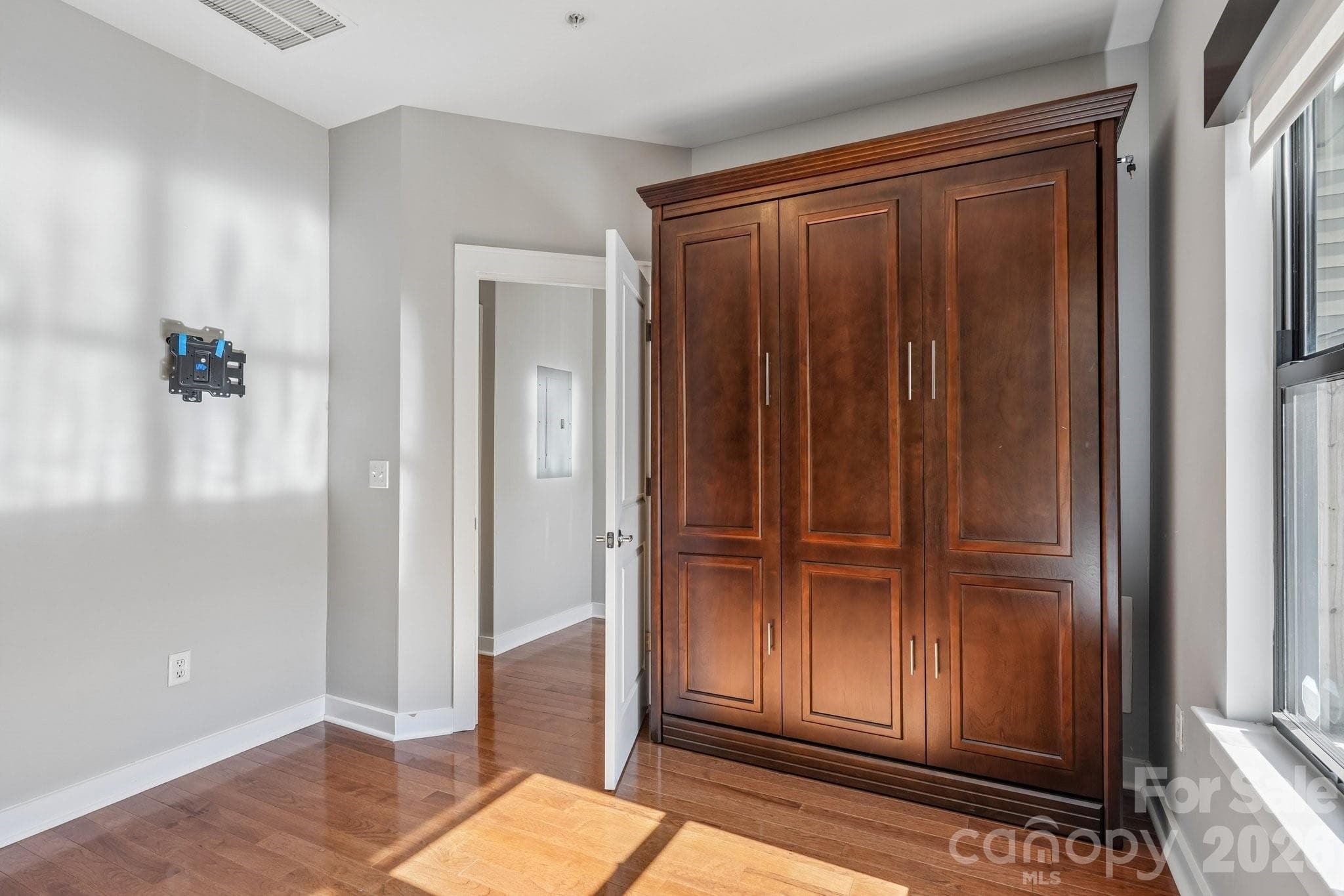 Condominium at 664 Garden District Drive, Charlotte, photo 19 of 47
