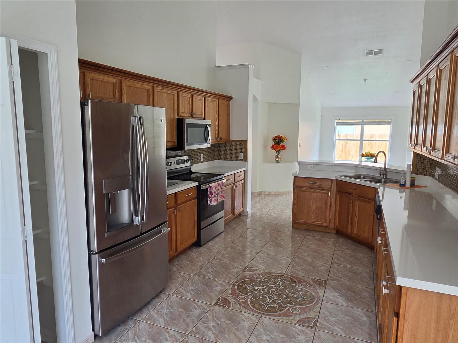 Single Family Residence at 2525 HIKERS CT, KISSIMMEE, photo 12 of 51