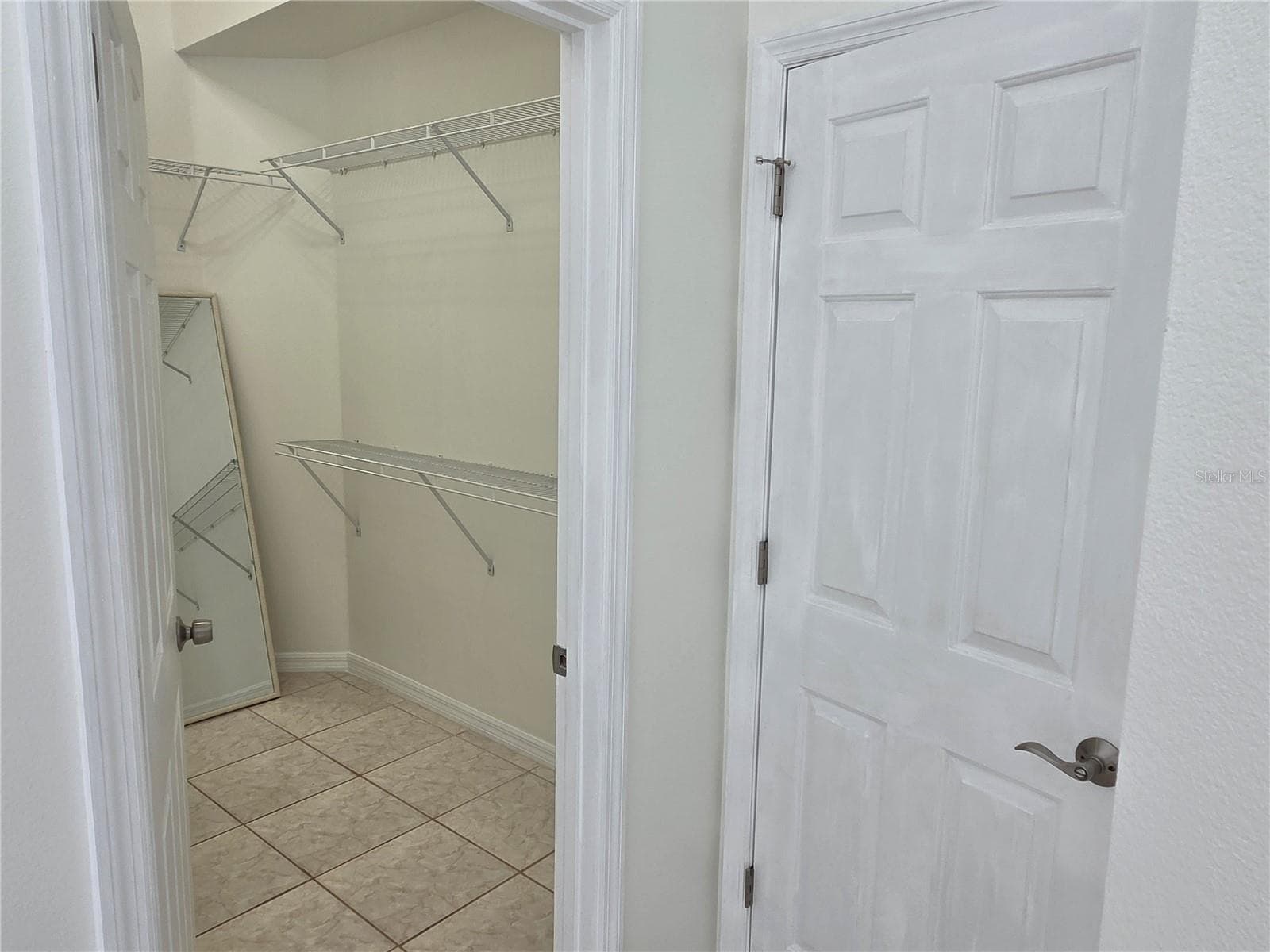 Bedroom 1 closet - 2525 HIKERS CT, KISSIMMEE