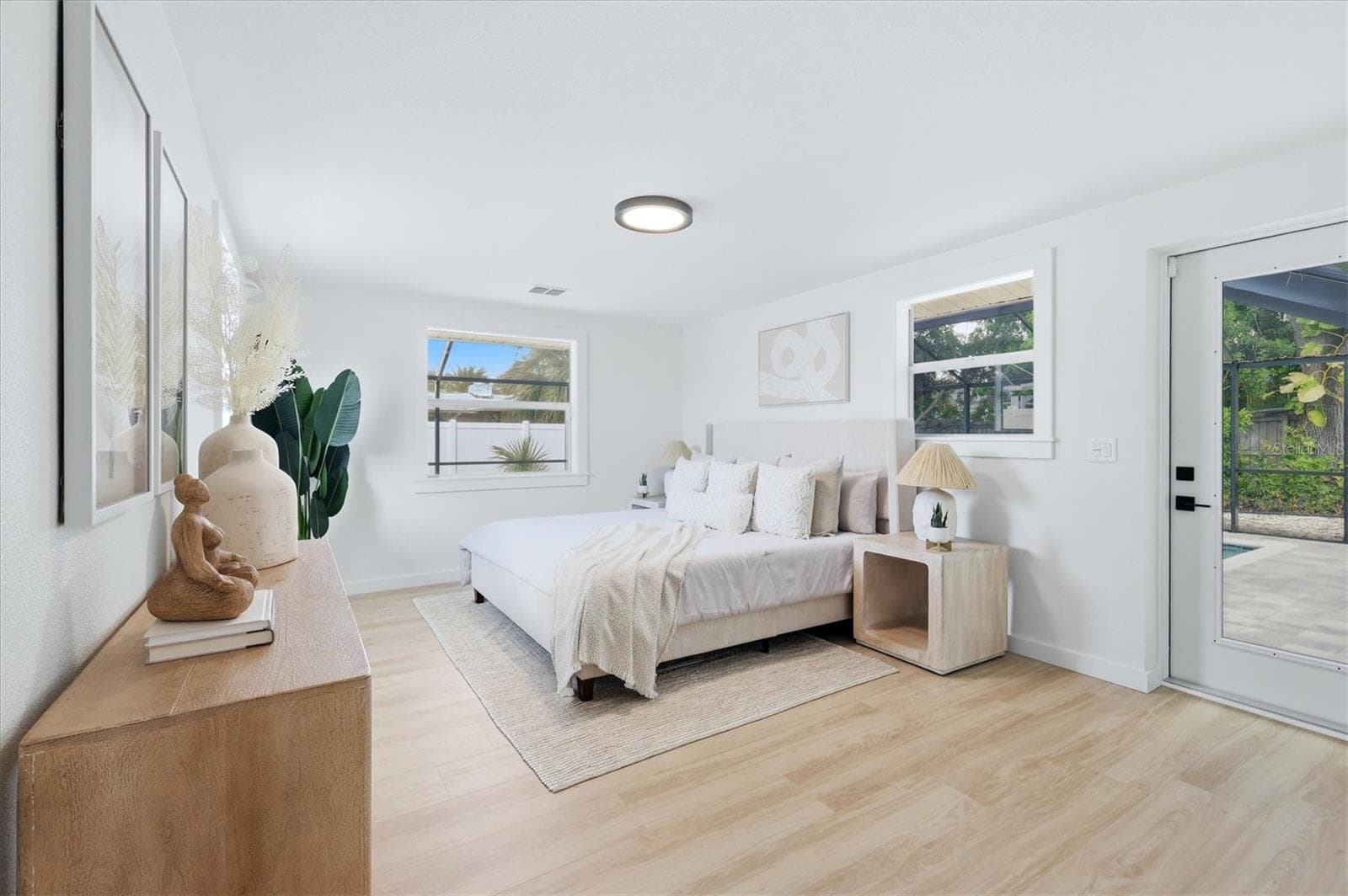 Single Family Residence at 512 SANTE JOSEPH ST, VENICE, photo 19 of 59